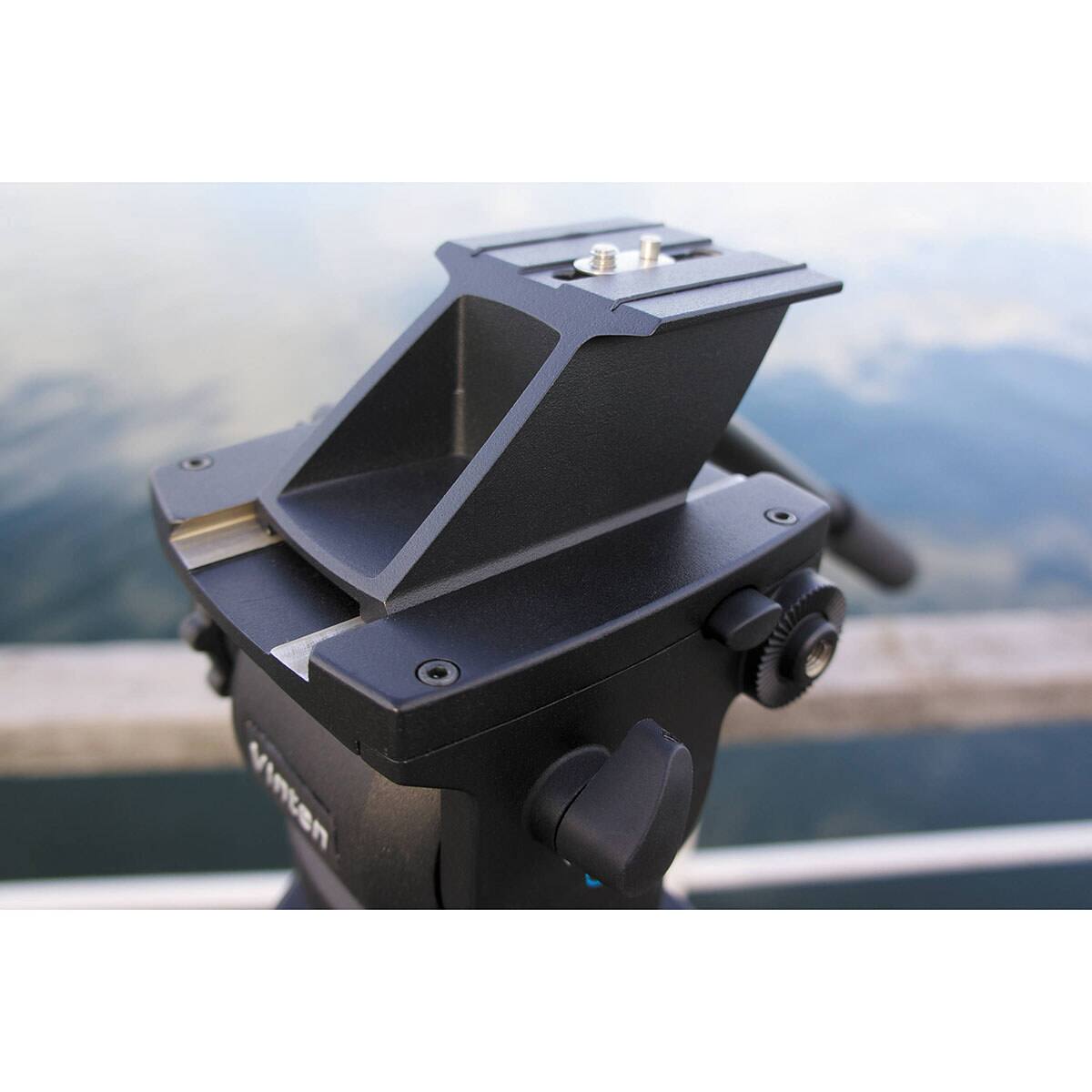 Alt View 1. Vinten - Vinten Vision blueBridge Small Camera Adaptor for Blue System.