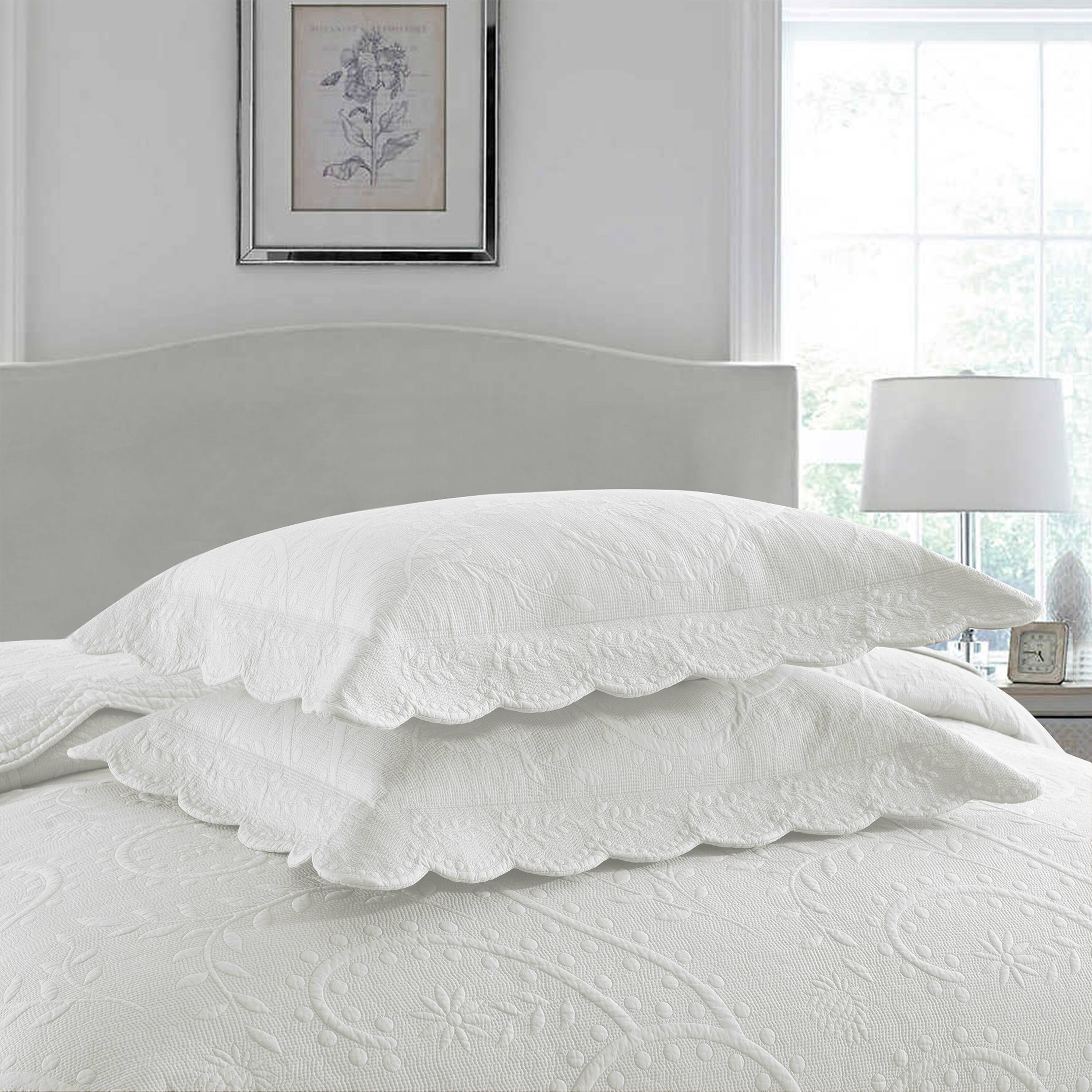 Alt View 1. MarCielo - Marcielo 3 Piece 100% Cotton Elegantly Embroidered Oversized Lightweight Quilt Set - White.