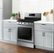 Alt View Zoom 20. Samsung - 5.8 Cu. Ft. Self-Cleaning Freestanding Gas Convection Range - Stainless steel.
