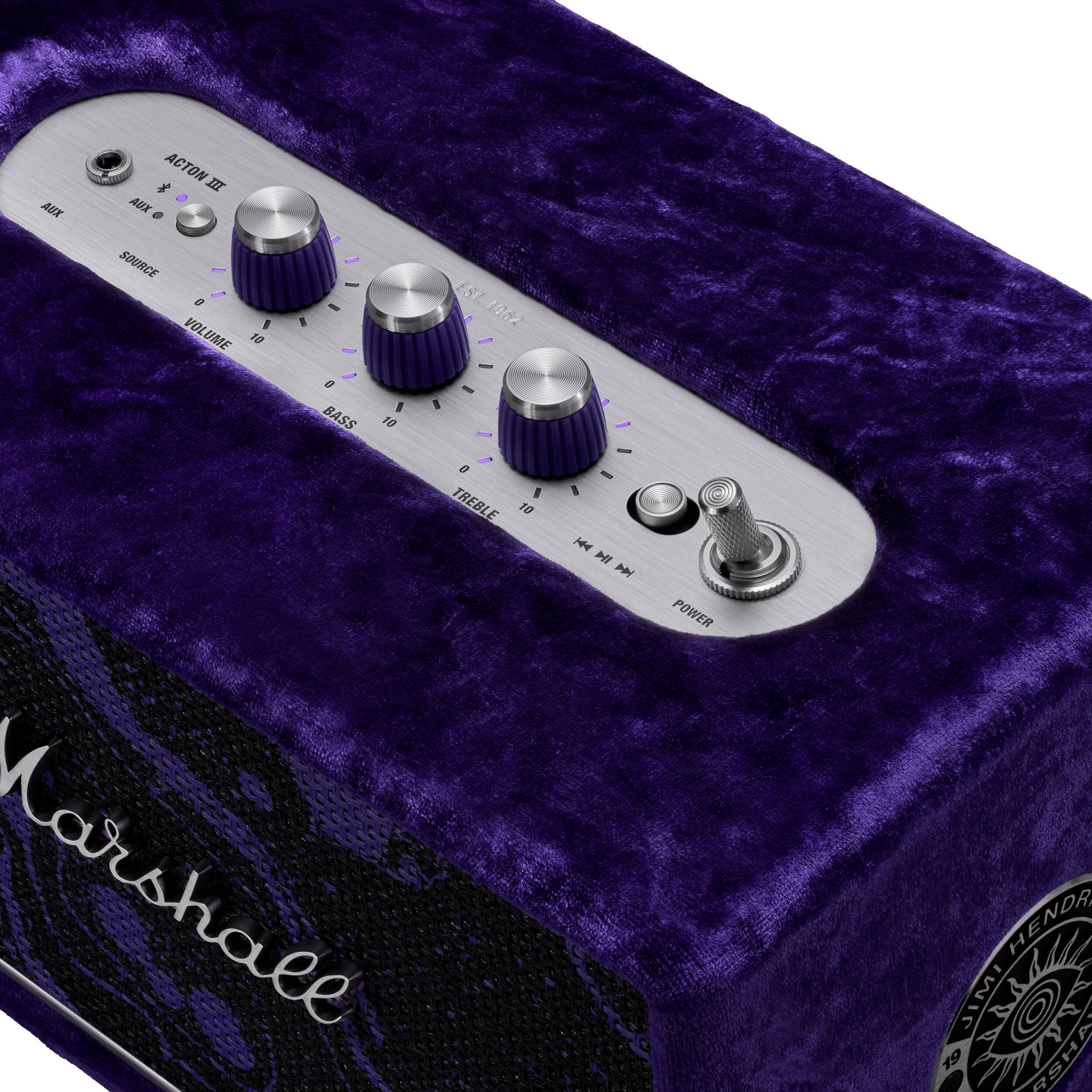 ACTON III AUX AUX SOURCE 0 EST. 1962 VOLUME 10 I 1 0 II BASS 10 0 I TREBLE 10 Marshall - I KA POWER HENDR JIMI TO RSHA
