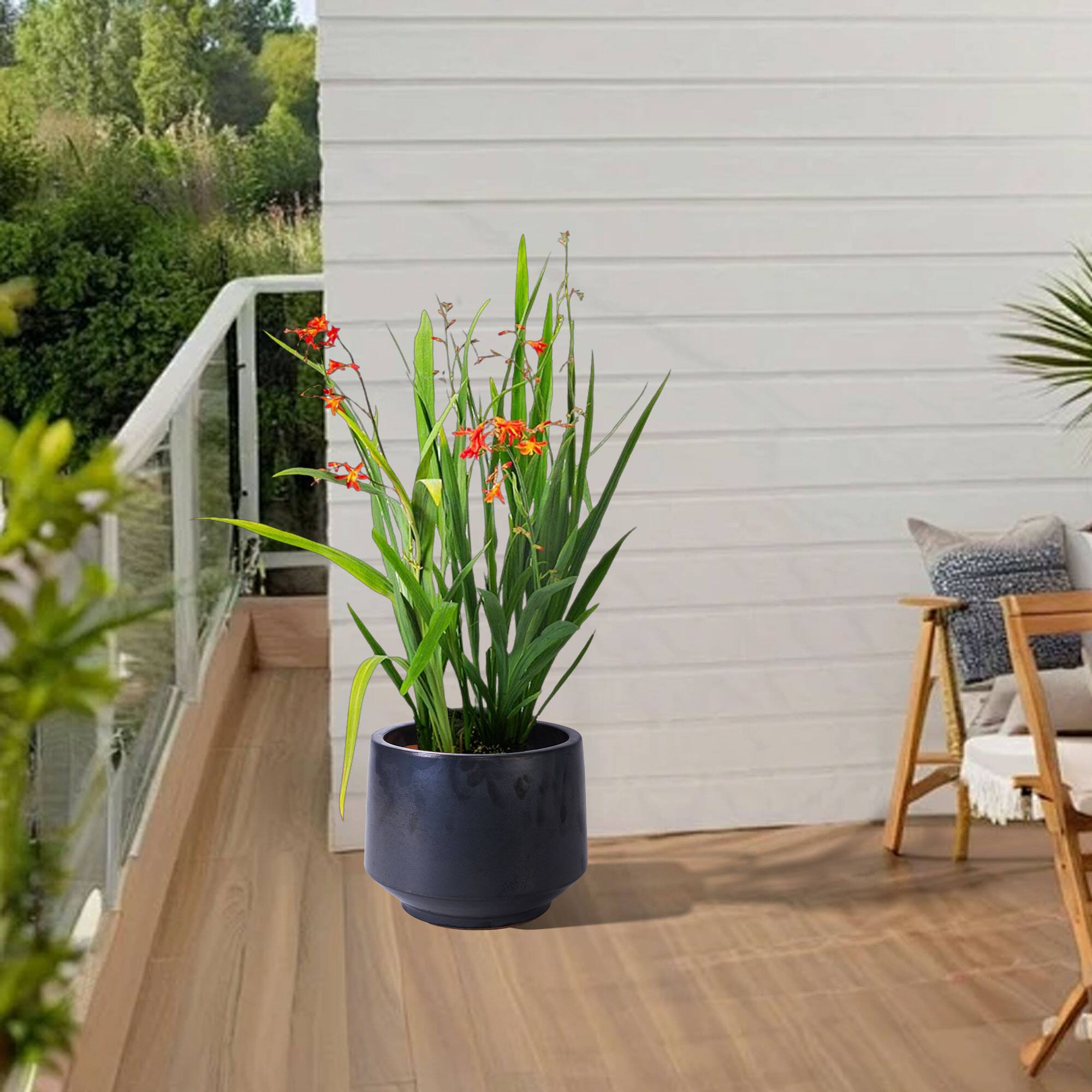 Angle. Loheer - Loheer Ceramic Planter Set, Handmade Black Matte Glazed Planters, Set of 3 Textured Clay Pots for Indoor Outdoor Plants.