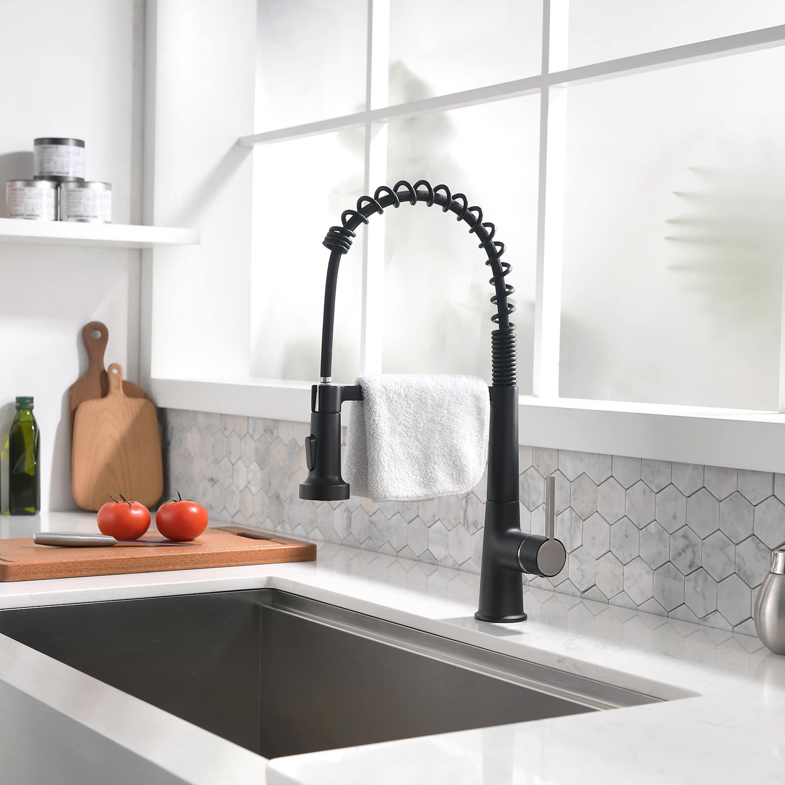 Kitchen Faucet with Pull Down Sprayer Modern Commercial Spring Pull-Out Kitchen Sink Faucet