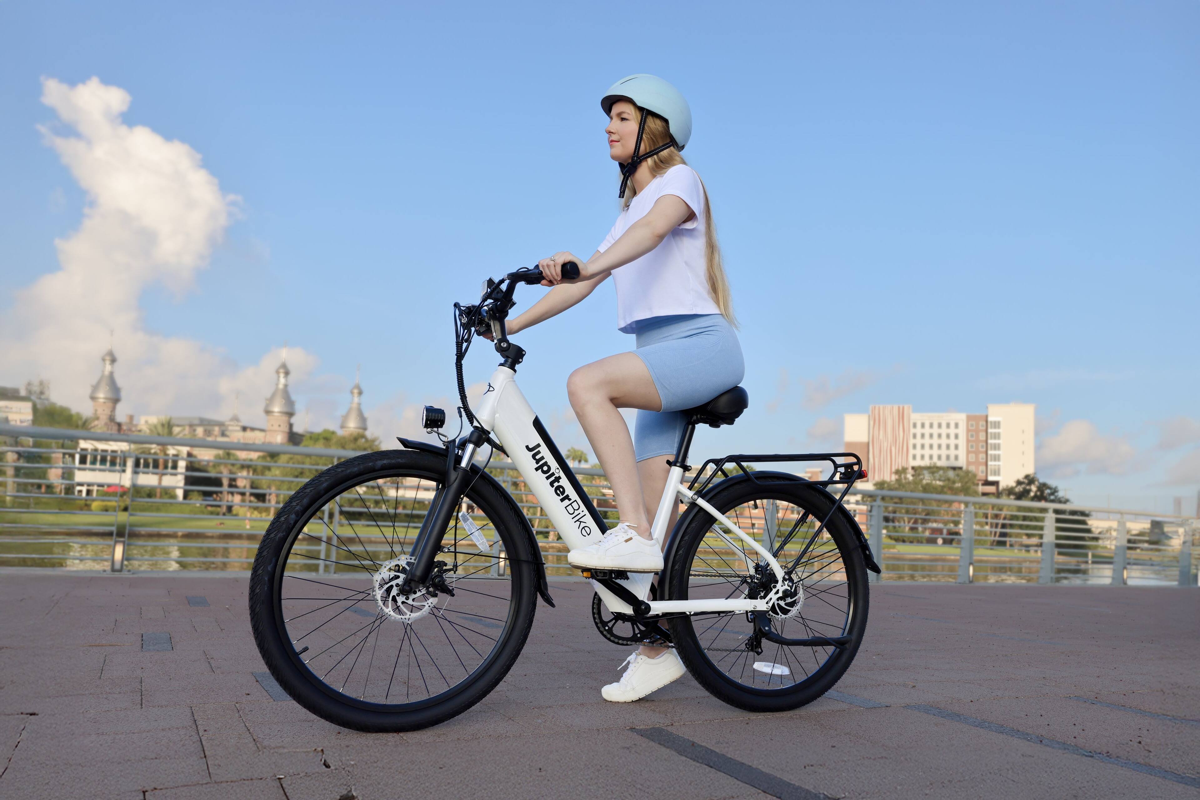 Left. Jupiter Bikes - Cruise Step Through eBike w/ 20 mph Max Speed & 50 Miles Operating Range - Universal Size - UL Certified - White.