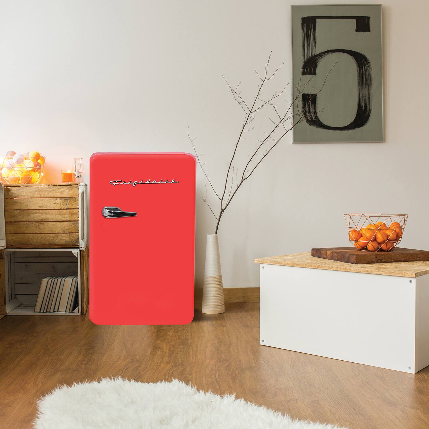 Alt View 2. Frigidaire - 3.2-Cu.-Ft. 60-Watt Retro Compact Refrigerator (Red) - Red.