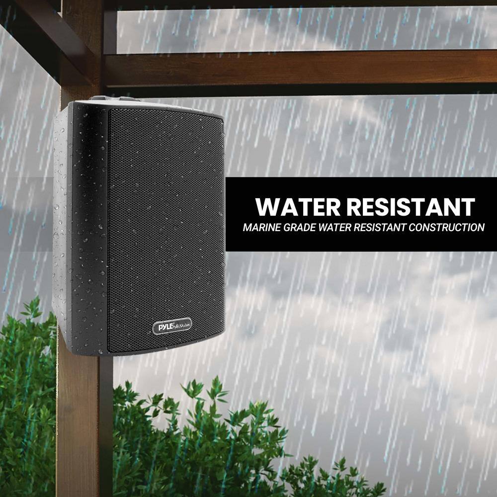 WATER RESISTANT  
MARINE GRADE WATER RESISTANT CONSTRUCTION