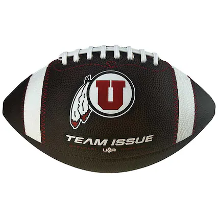 U
TEAM ISSUE
OFFICIAL USA GAME BALL
