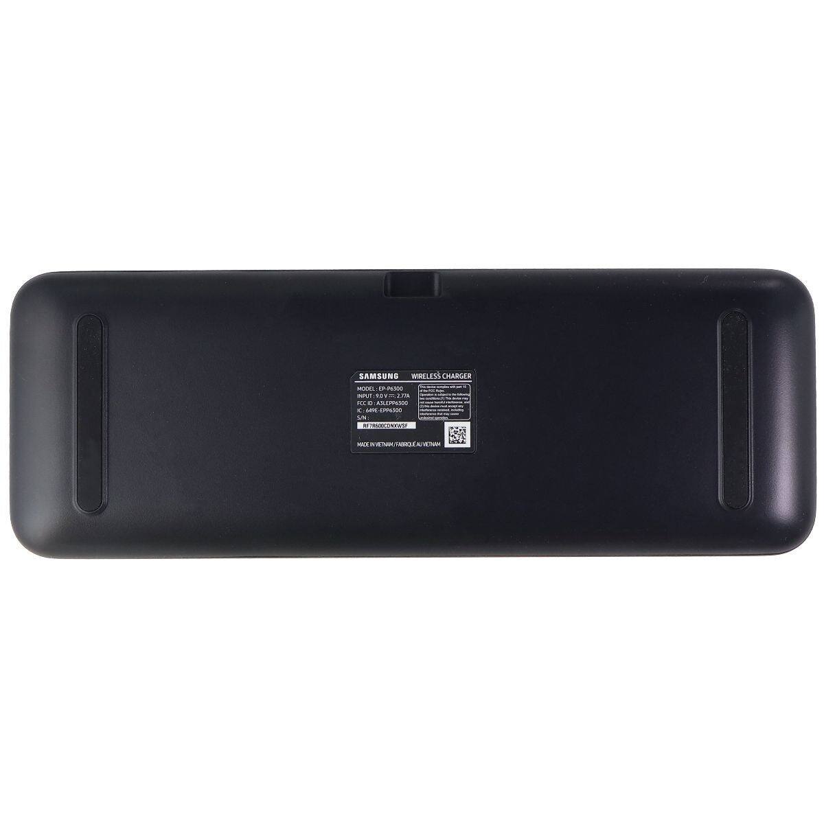 SAMSUNG WIRELESS CHARGER  
MODEL: EP-P6300  
INPUT: RDV=2774  
FOC IO: ASLEPP6500  
C: 64RE-EPP6300  
SN: R FTASDOCDNXWS  
MADE IN VIETNAM / FABR. QUAL. VIETNAM