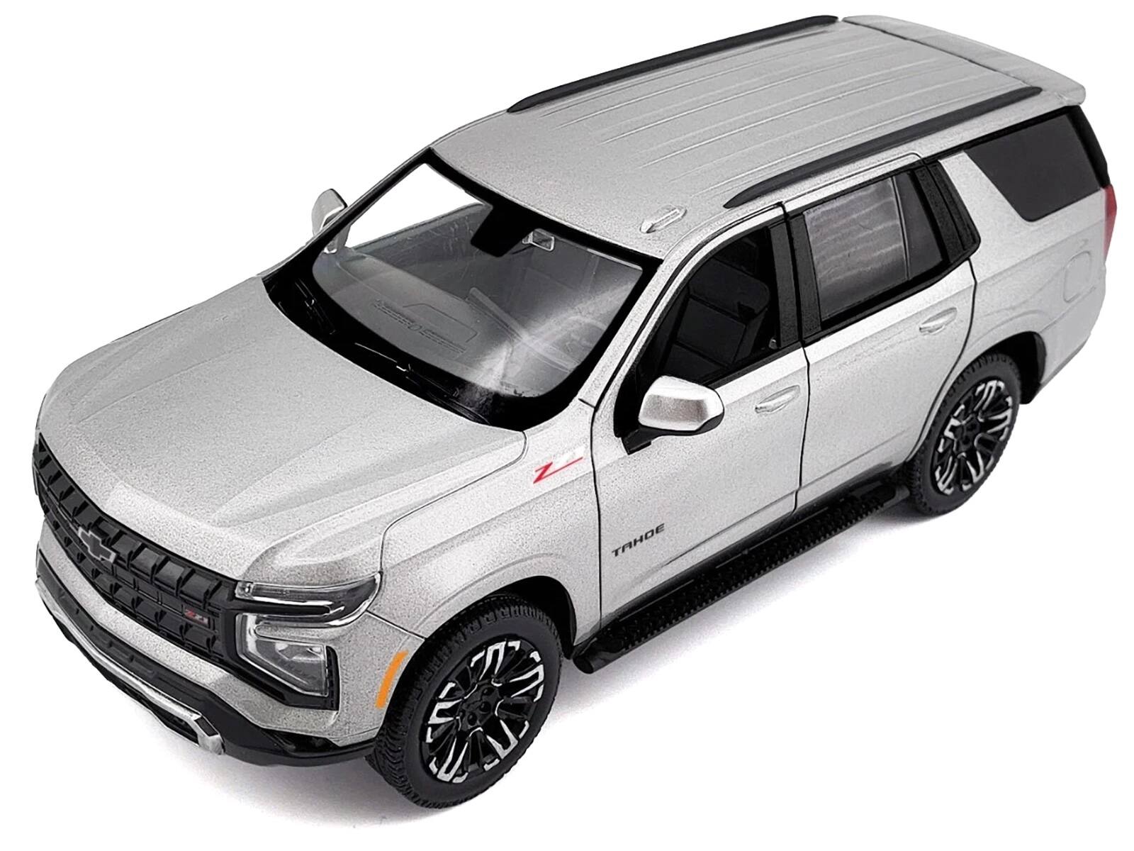 Alt View 5. Motormax - 2025 Chevrolet Tahoe Z71 Gray Metallic "Timeless Legends" Series 1/24 Diecast Model Car by Motormax.