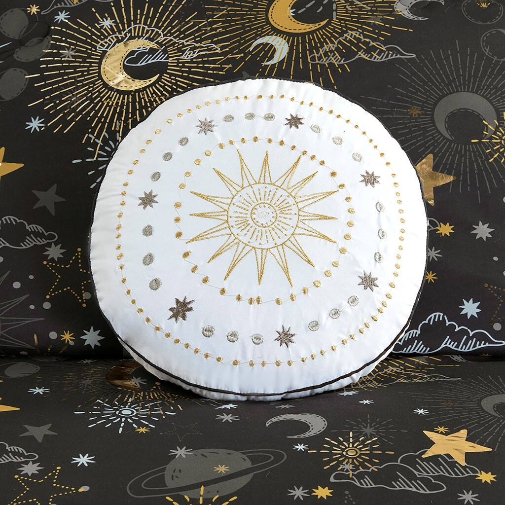 Alt View 2. Gracie Mills - Gracie Mills Dervan Celestial Dreams Starry Sky Metallic Comforter Set with Enchanting Throw Pillow - Charcoal/Gold.