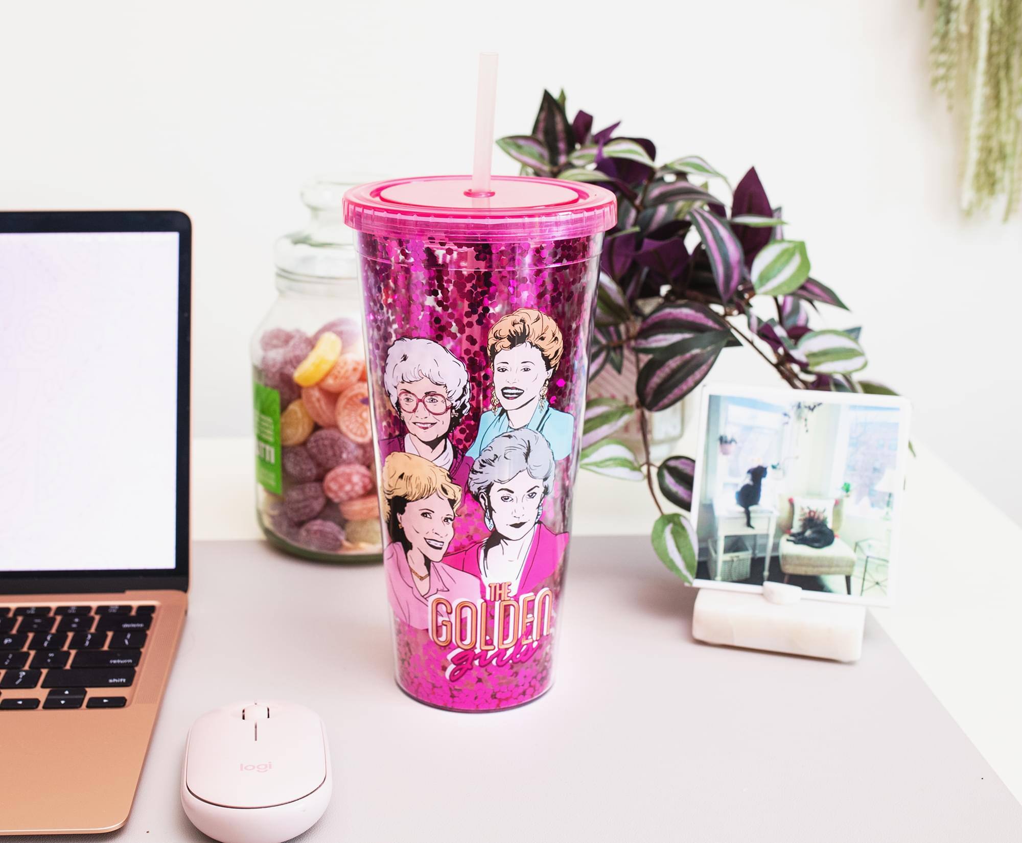 P 1 - - ? * F - 2 P F a I - THE GOLDEN GIRLS