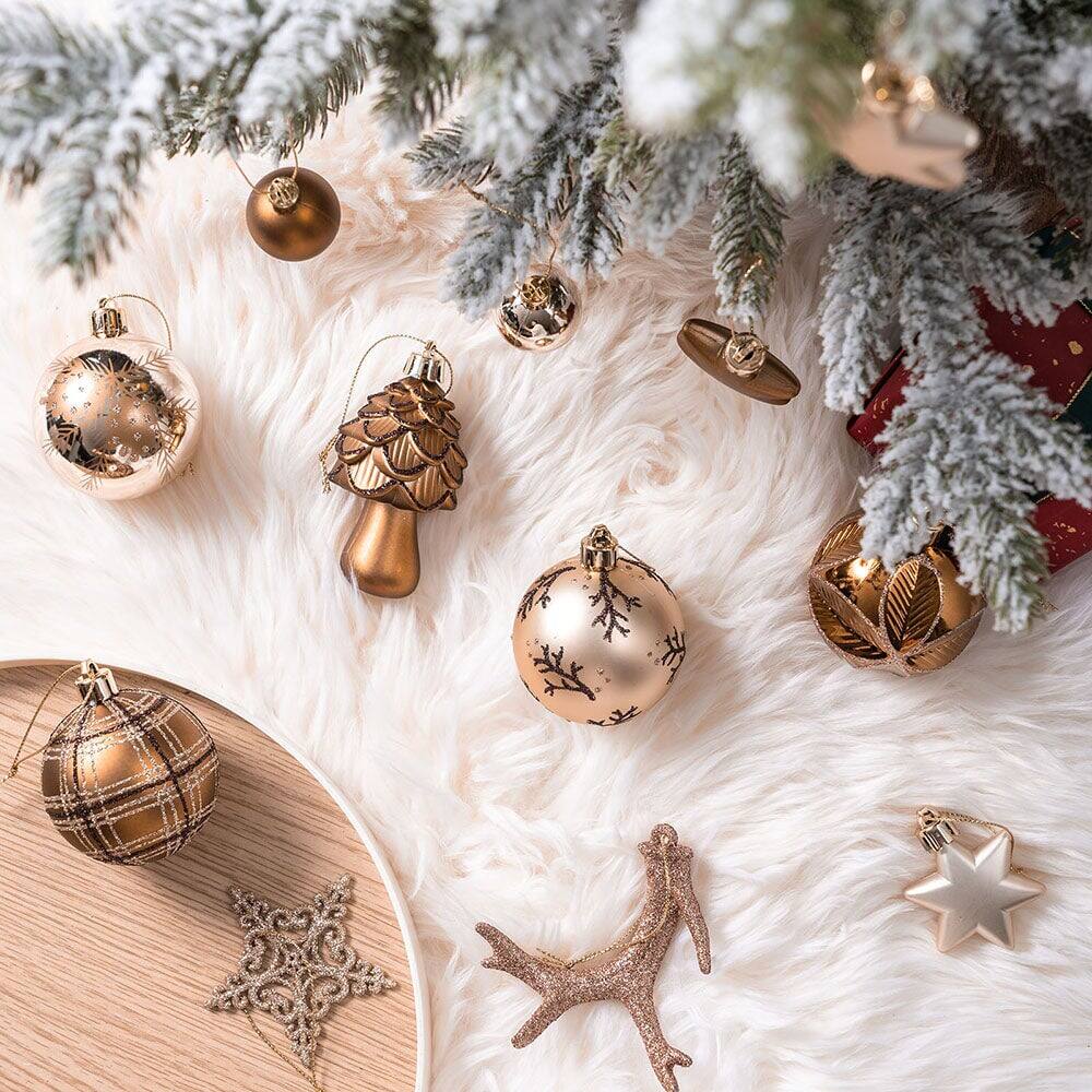 Back. OrnamentallyYou - Vintage Woodland Ornament Large Bauble Set 70 Ornaments with Woods Theme Brown and Beige Colors - Multi-colored.