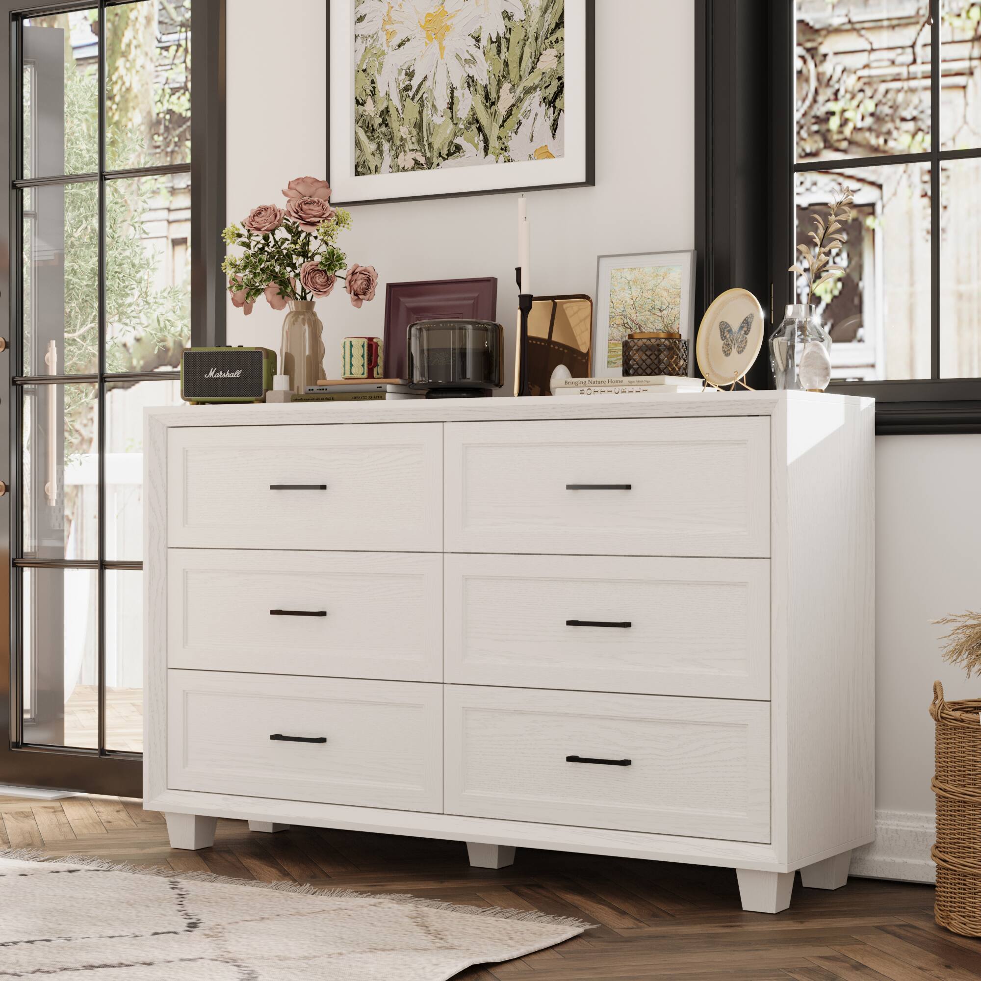 The text on the image is "Marnell".