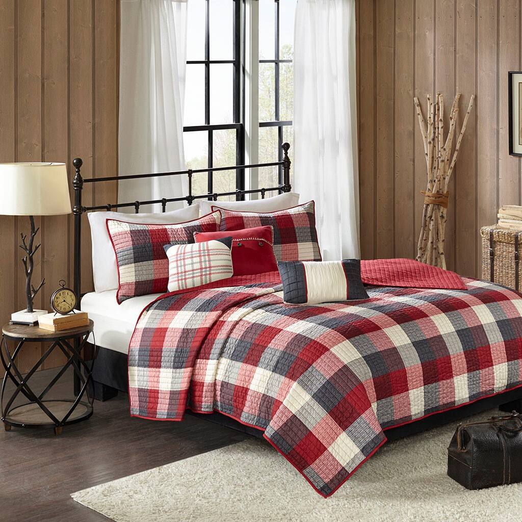 Alt View 1. Gracie Mills - Gracie Mills Nanette 6 Piece Printed Herringbone Quilt Set with Throw Pillows - Red.