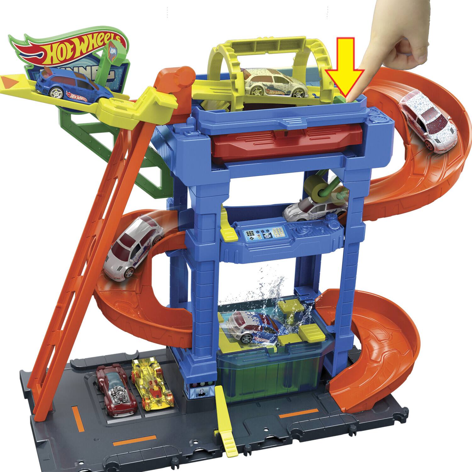 Alt View 4. Mattel - Mattel - Hot Wheels City Tunnel Twist Car Wash & Color Shifters Vehicle in 1:64 Scale   - Collectibles - Multicolor.