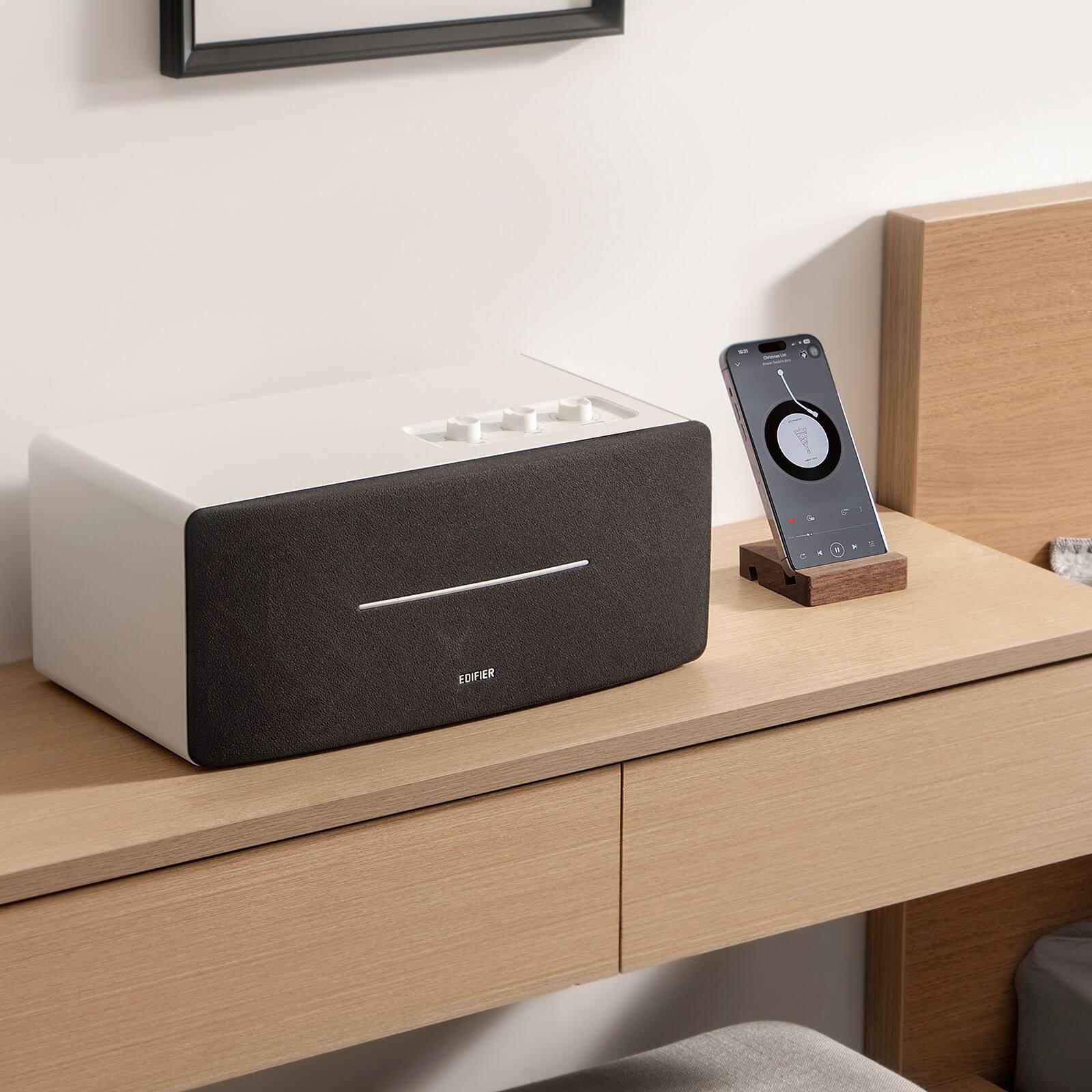 Left. Edifier - Edifier D12 Bluetooth Desktop Speaker Wireless Computer Speaker with Subwoofer Line Out - White.