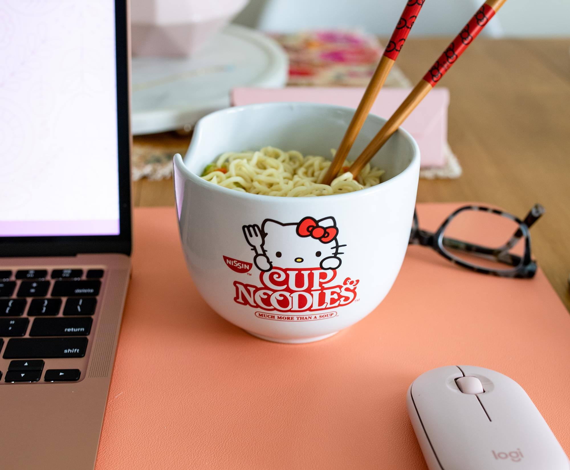 Sure, here is the corrected and grouped text from the image:

**Cup Noodles**
- NISSIN
- MUCH MORE THAN A SOUP

**Logi** (on the mouse)