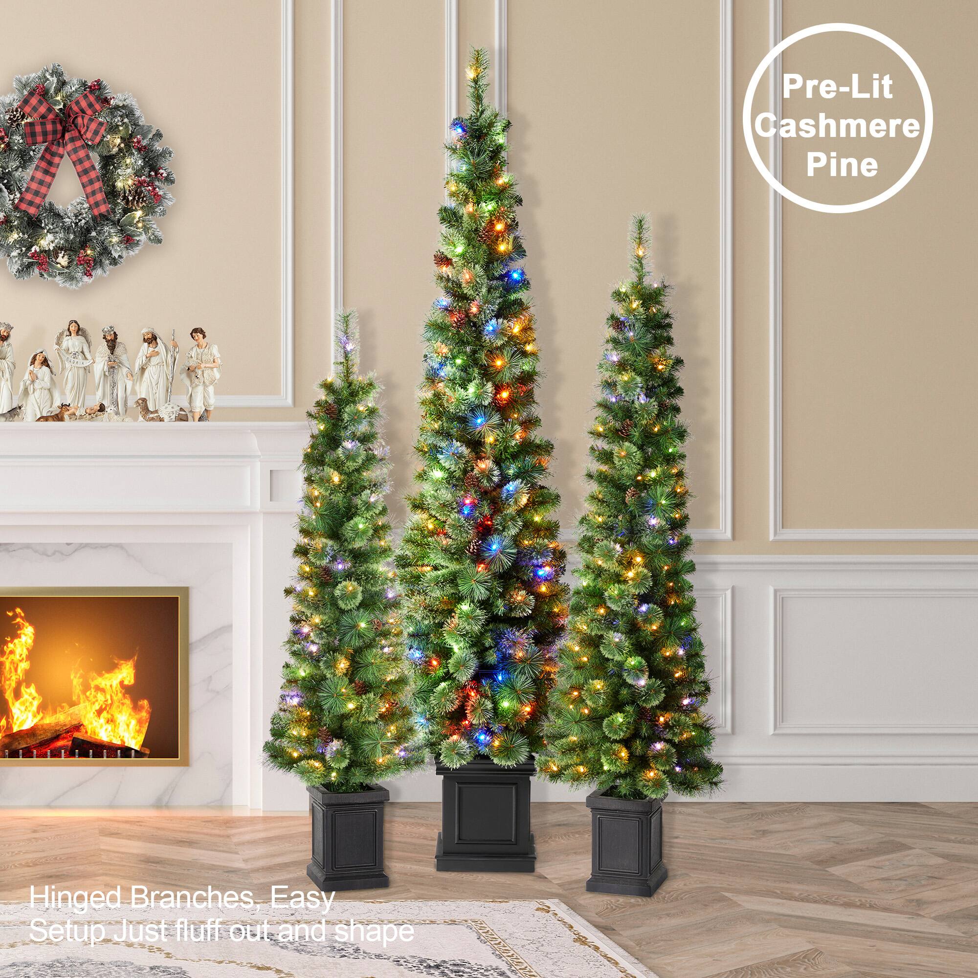 Pre-Lit Cashmere Pine  
Hinged Branches, Easy Setup  
Just fluff out and shape