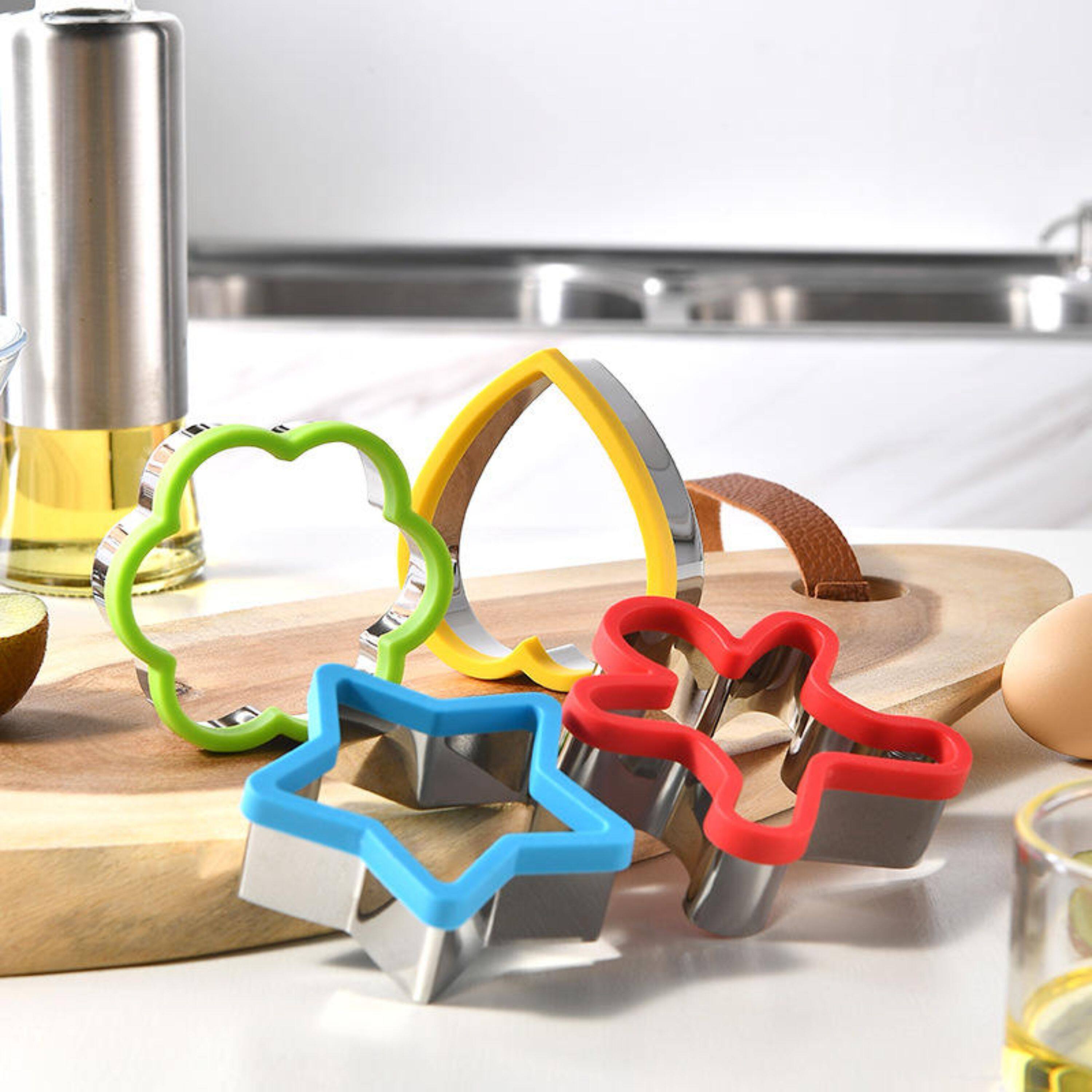 Back. Kitcheniva - 4-Piece Stainless Steel Cookie Cutter with Silicone Grip.