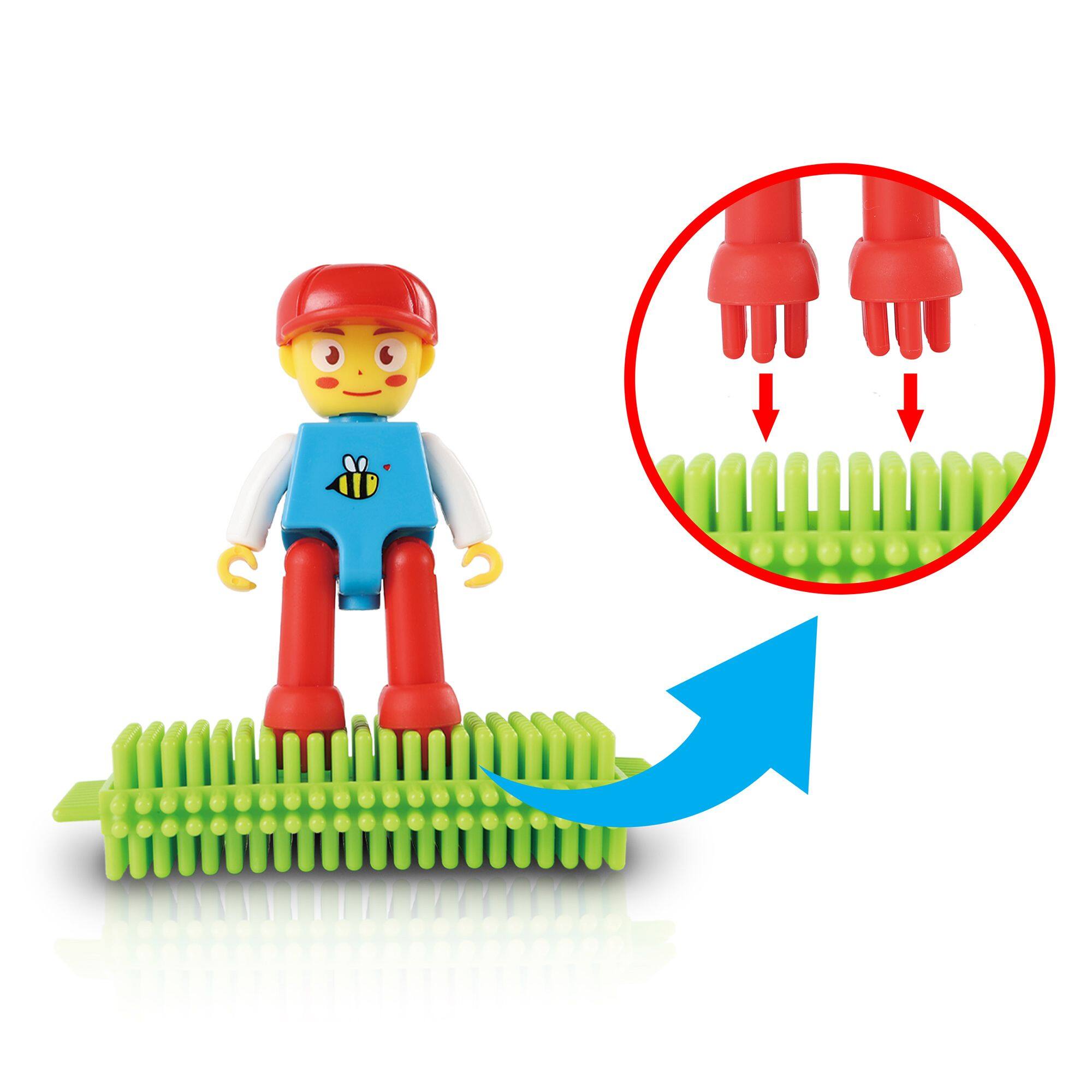 Alt View 3. PicassoTiles - PICASSO-TILES Hedgehog Blocks 4 Family Action Figures, STEM Toy Expansion Pack, Toddler Construction Building Blocks.