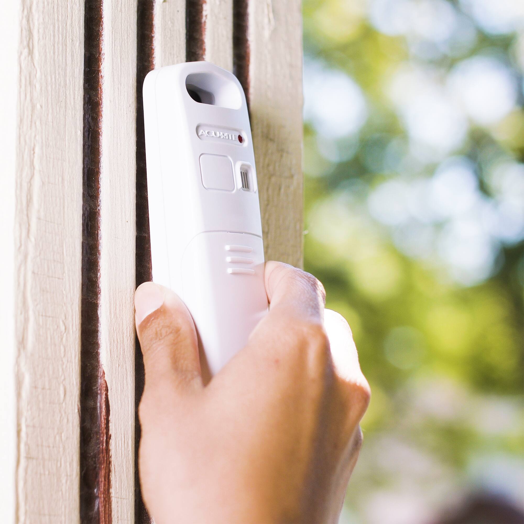 Alt View 17. AcuRite - Weather Station with Color Display and Wireless Sensor for Indoor and Outdoor Conditions - Black.