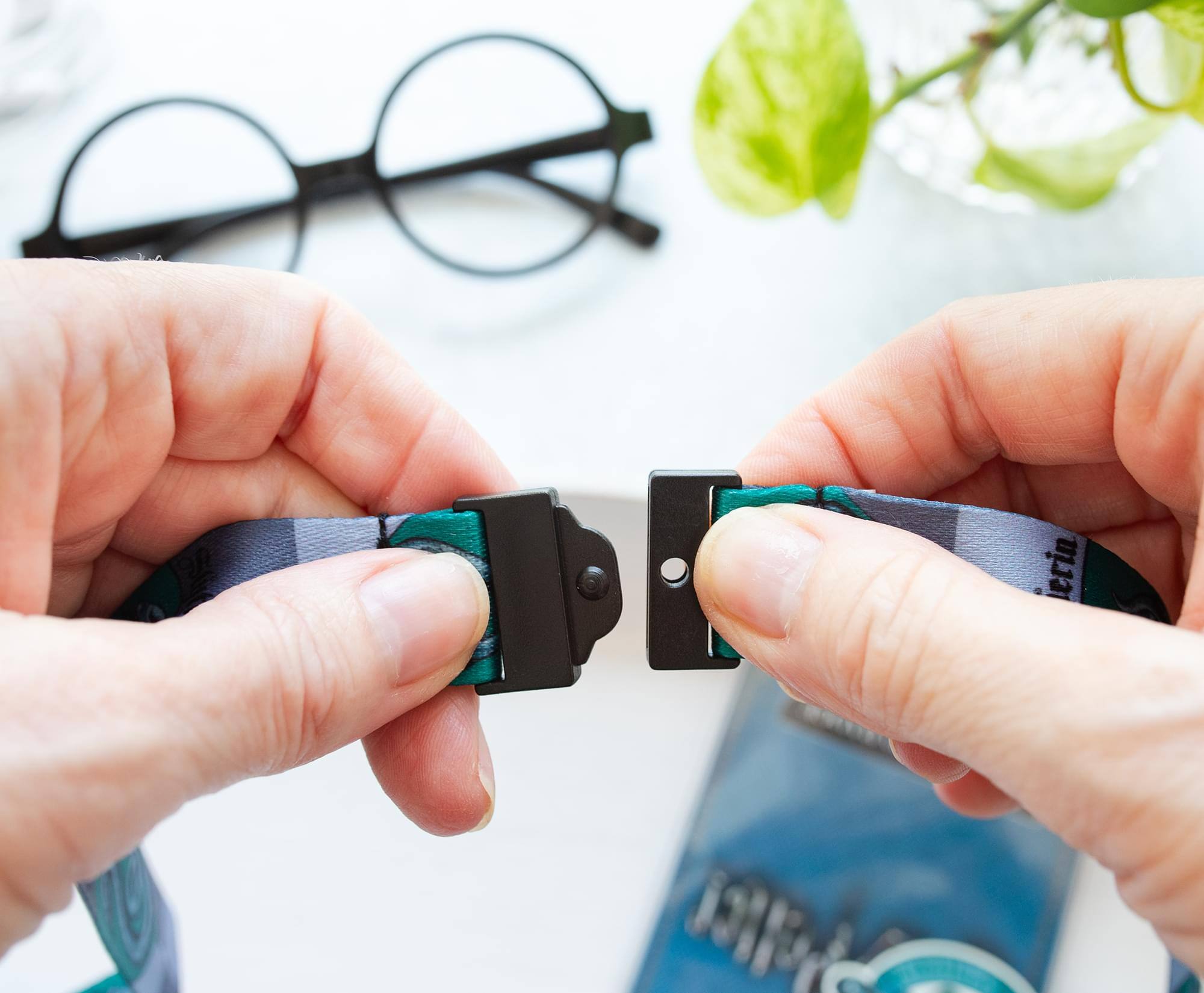 Alt View 5. Silver Buffalo - Harry Potter Slytherin 22-Inch Lanyard With ID Badge Holder and Crest Charm - Green.