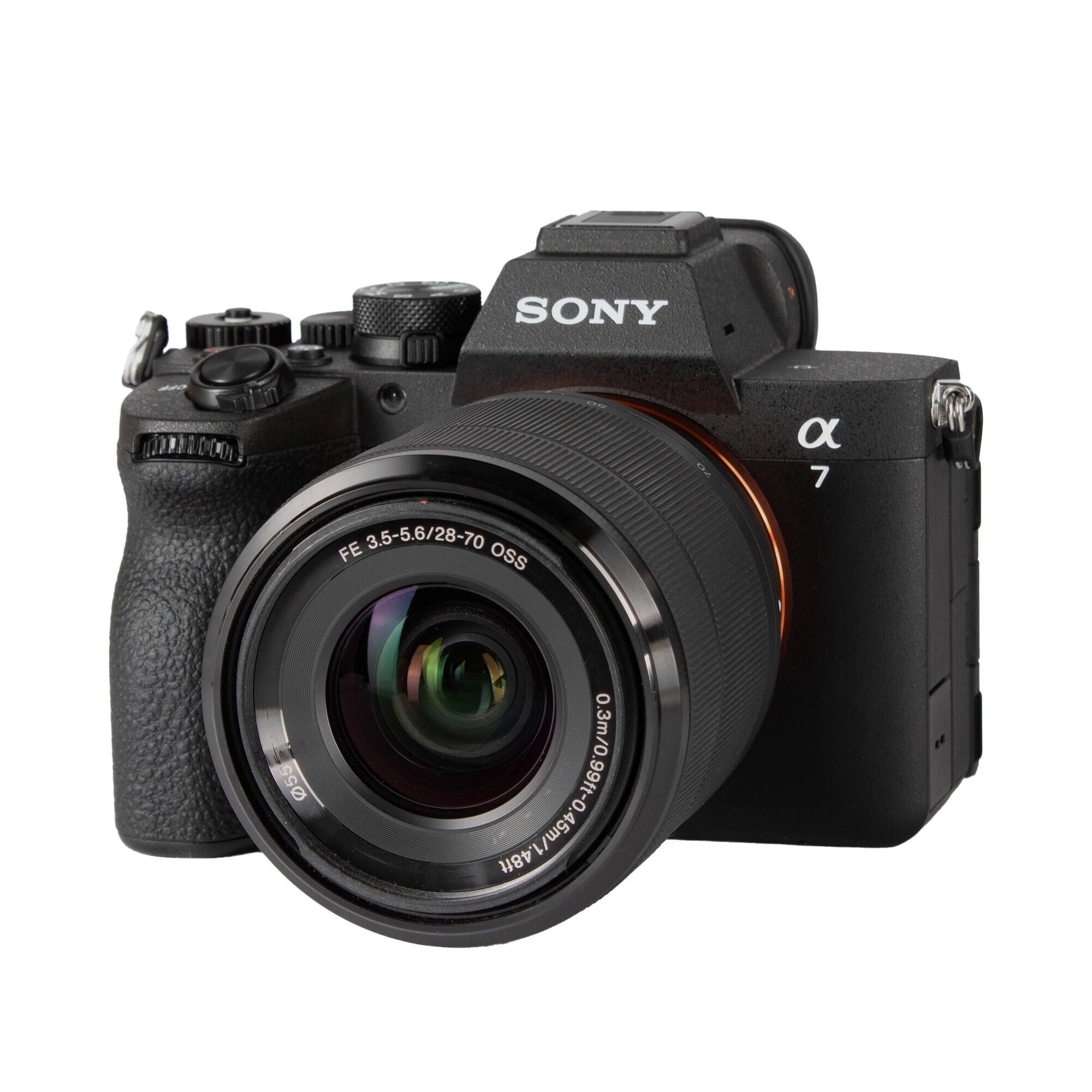 SONY α7 3.5-5.6/28-70 FE OSS 55 55 a 0.3m/0.99ft-0.45m/1.48ft