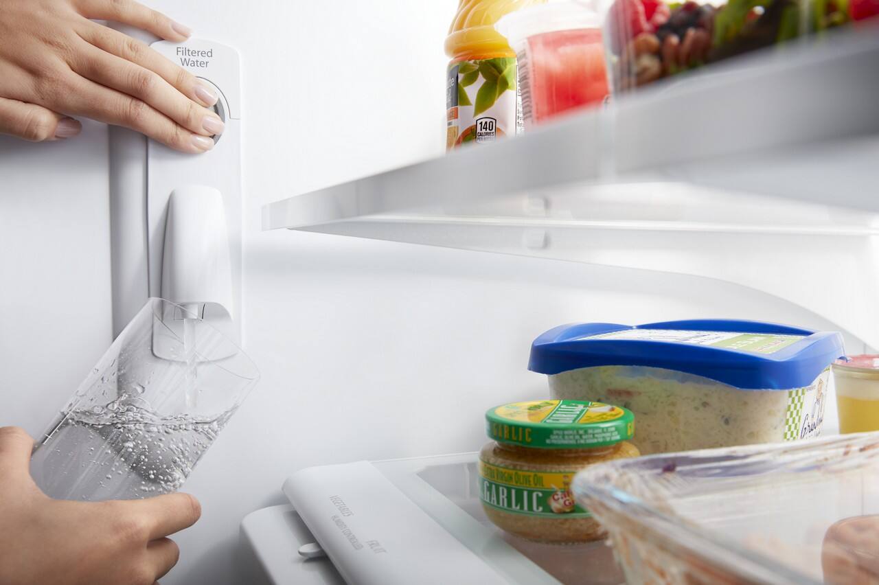 Filtered Water de e 140 CALORES R2s VEGEPAQBLES N RE U BIRLIC i10 VaGNN OUVE OIL GARLIC FEO D Ba