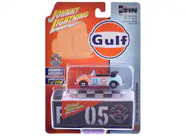 Johnny Lightning - 1975 Volkswagen Super Beetle Convertible #05 "Gulf Oil" Light Blue Orange 1/64 Diecast MGMinis Exclusive 2496 pcs - Light Blue and Orange