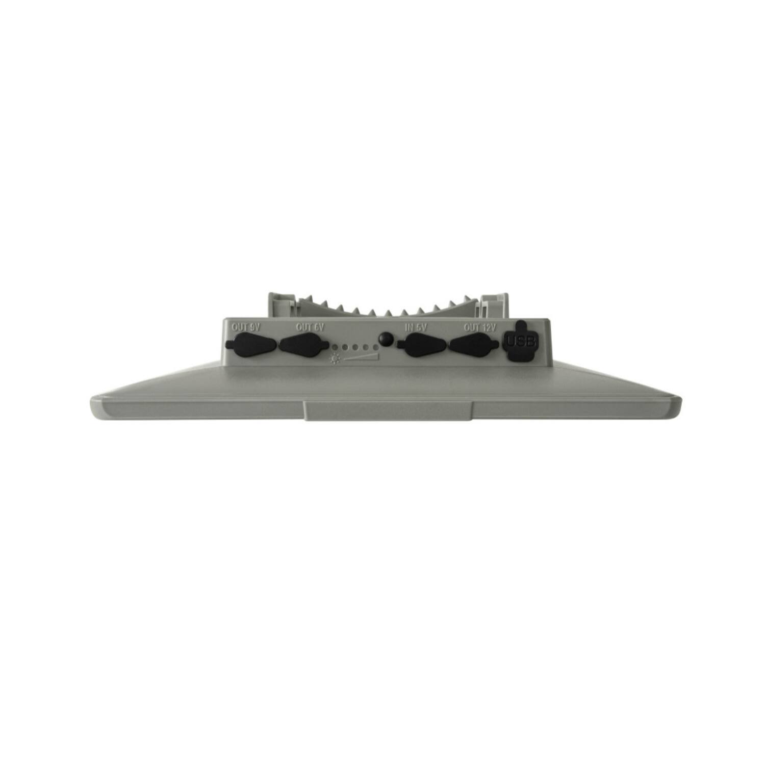 VaTUO  
IILBY  
OUT 12V USB