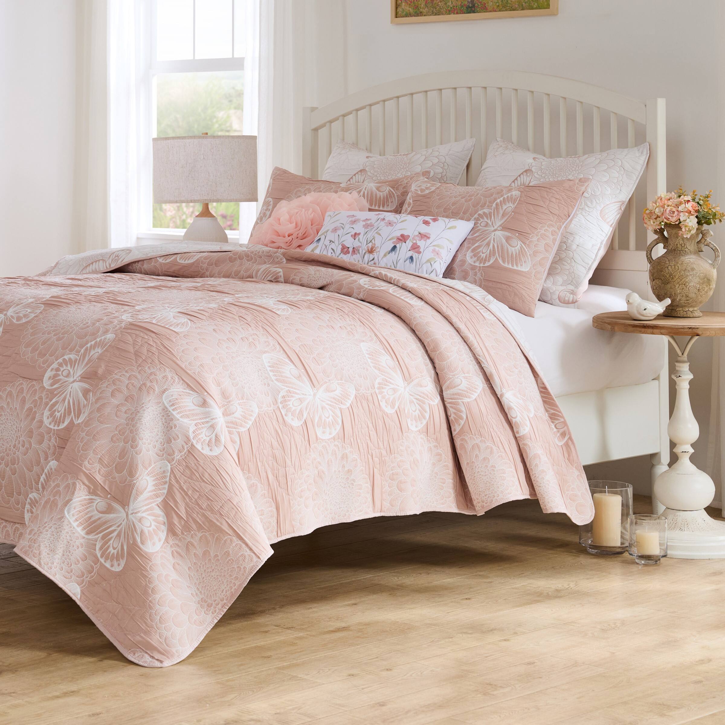 Angle. BreeBe - Mariposa Coverlet Set - 2-Piece Twin/XL - Pink.