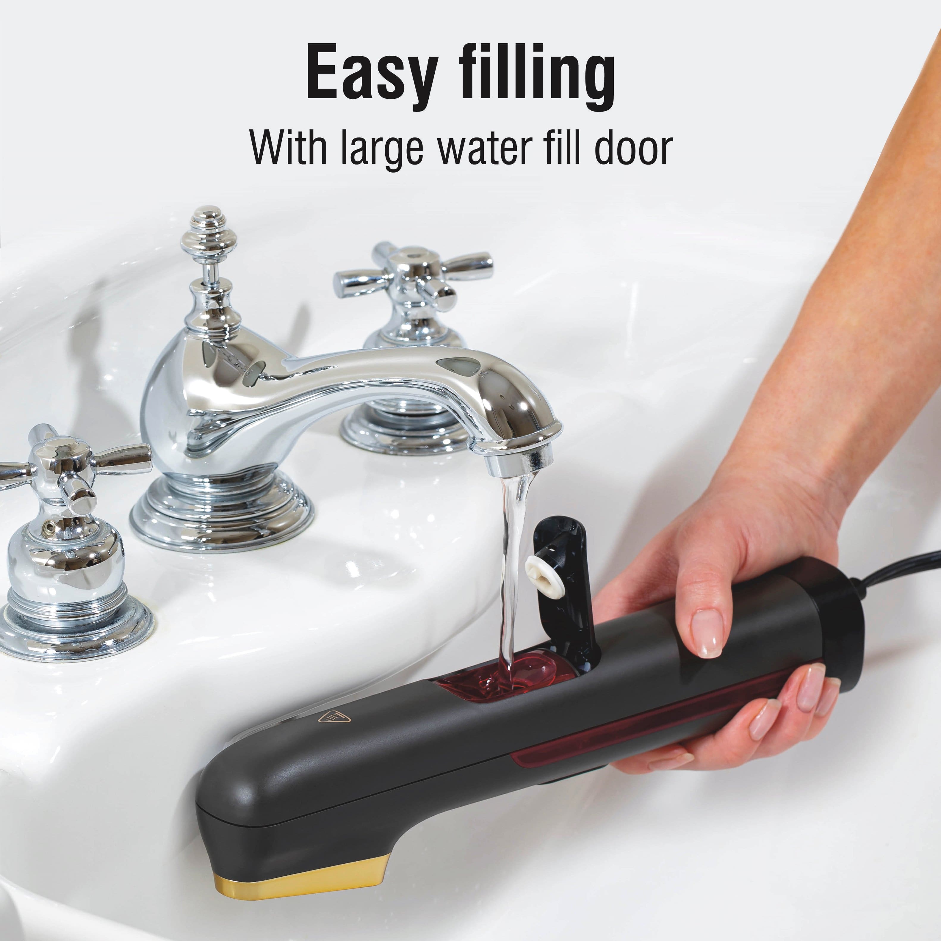 Easy filling
With large water fill door