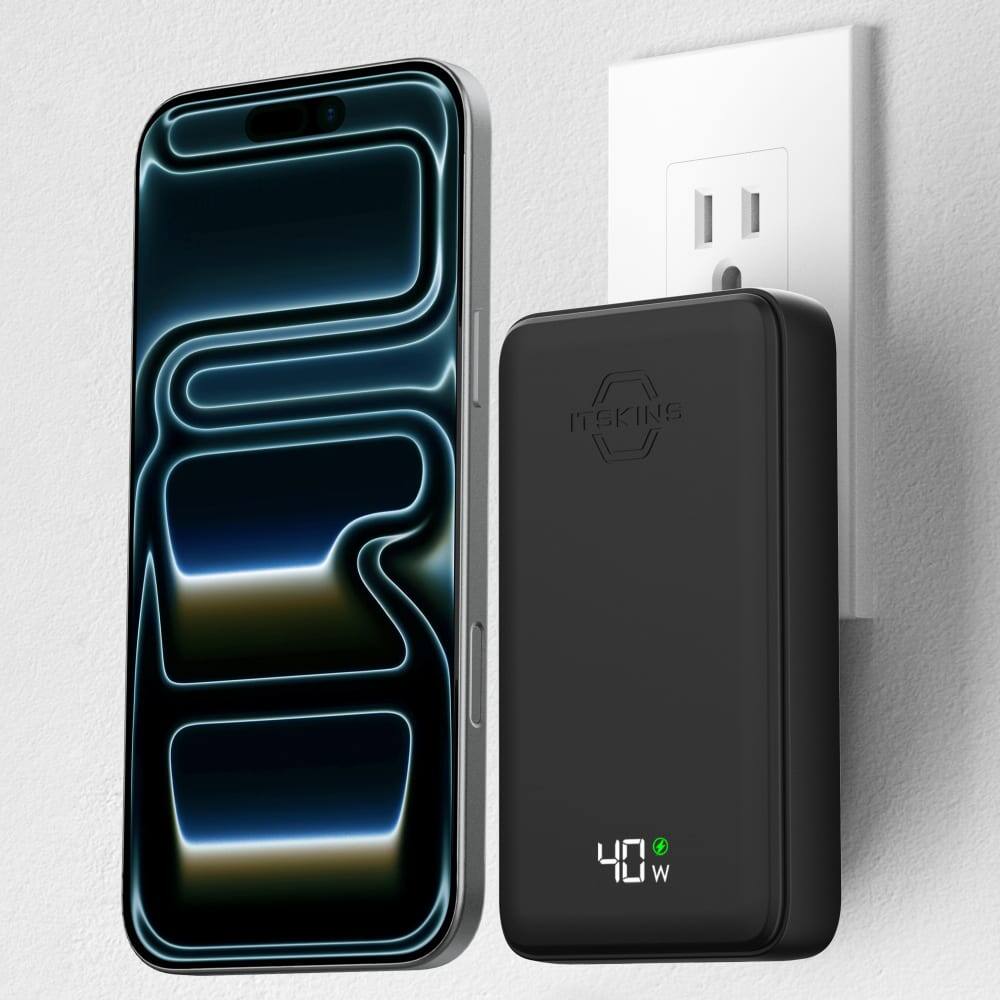 Alt View 4. Itskins - 40W USB-C and USB-C Hybrid AVS Charger - Black.