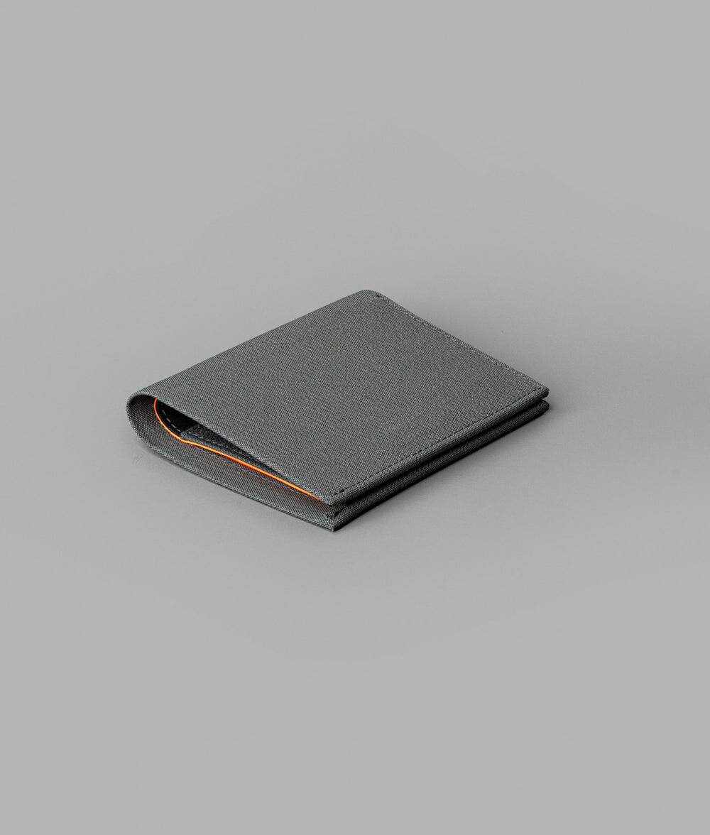 Back. ALPAKA - Ark Bifold Cash Wallet - Wallet for Men,Slim Design with RFID Protection - Grey Axoflux 300D.