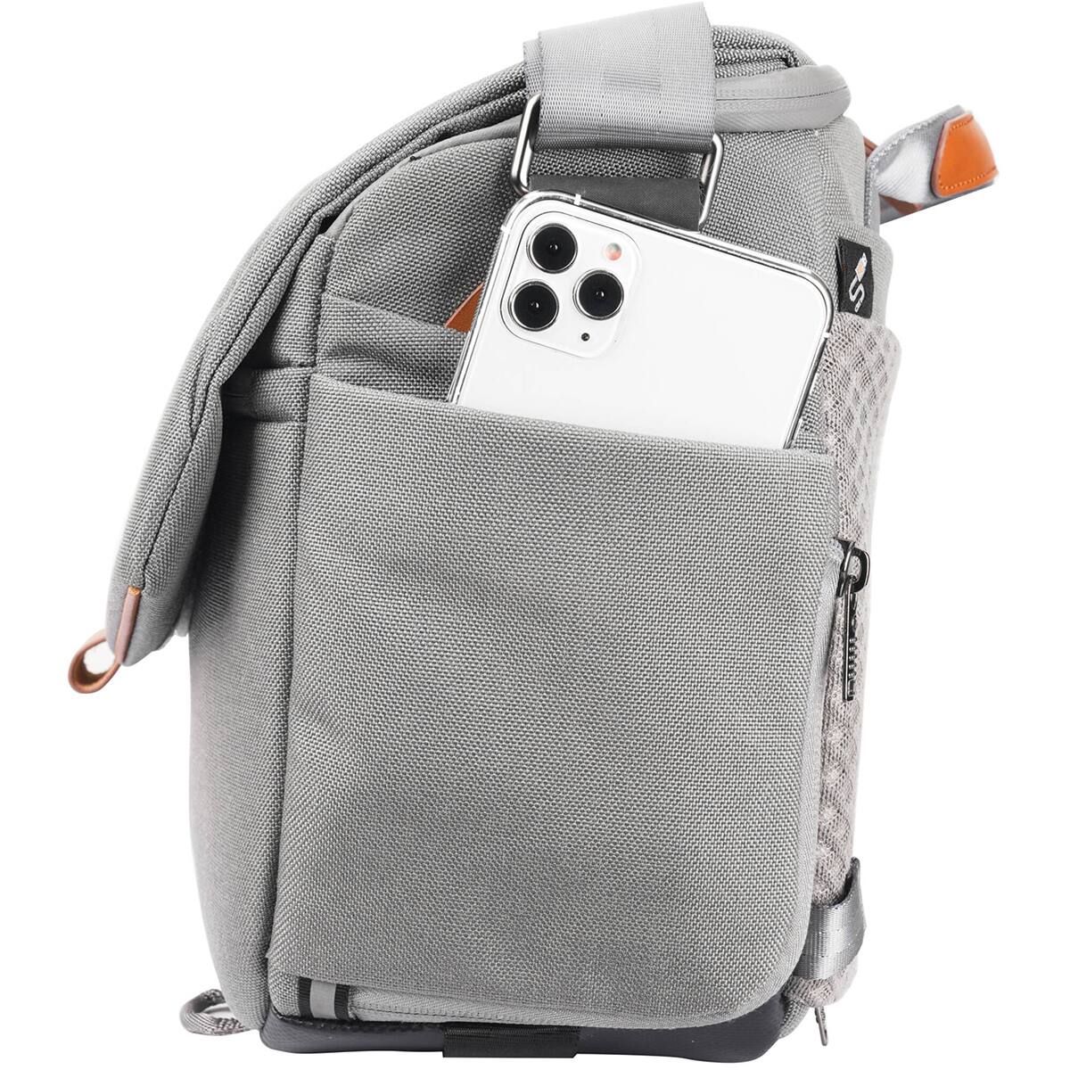Alt View 7. Vanguard - Vanguard VEO City S36 10L Cross-Body Camera Shoulder Bag with Pouch - Gray.