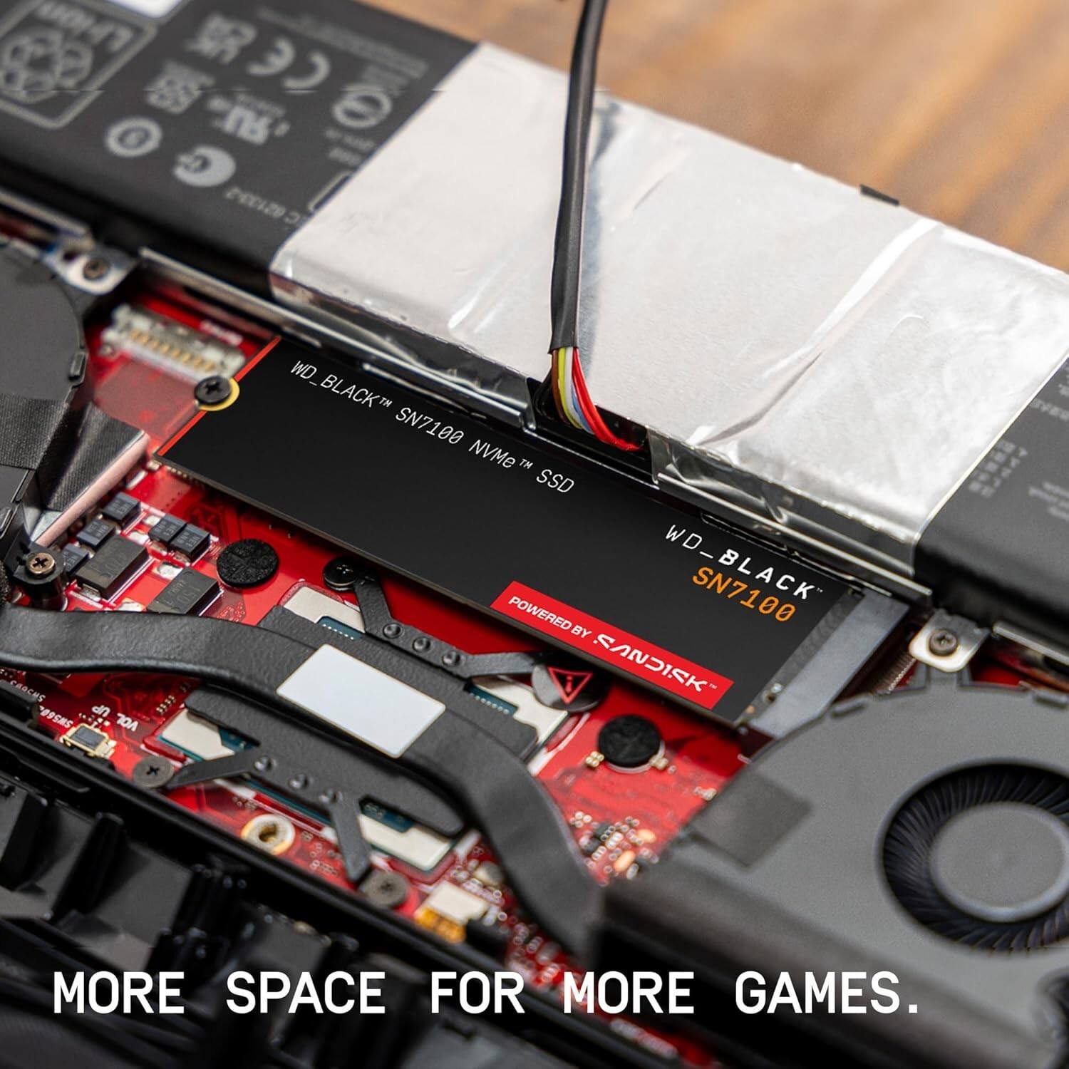 3" 24012O 3 CRRCHS a EPCRS VOL WD BLACK SN7100 NVMe TN SSD WD WD_BLACK SN7100 POWERED BY SANDISK MORE SPACE FOR MORE GAMES.