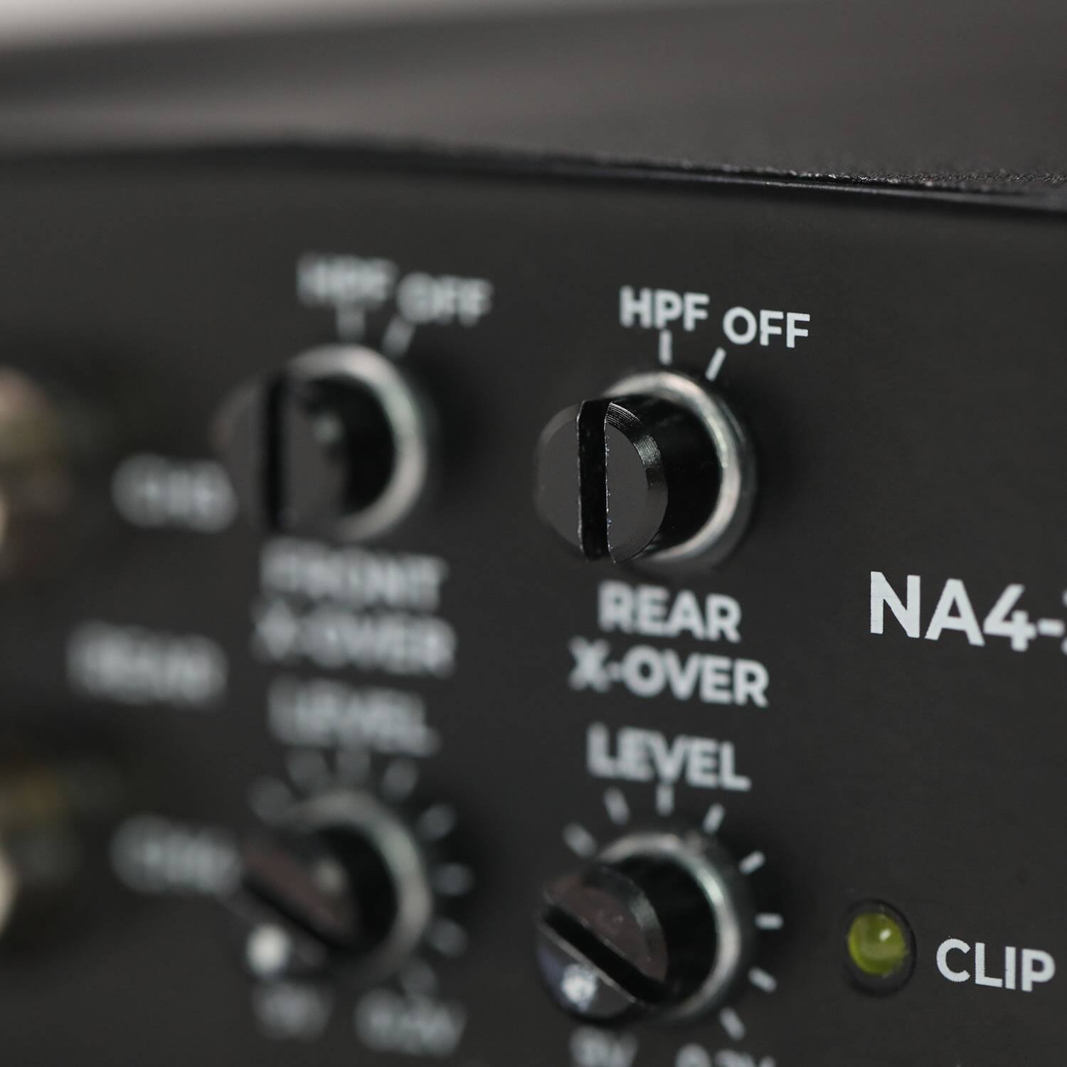 HPF OFF  
REAR X-OVER LEVEL  
NA4-  
CLIP