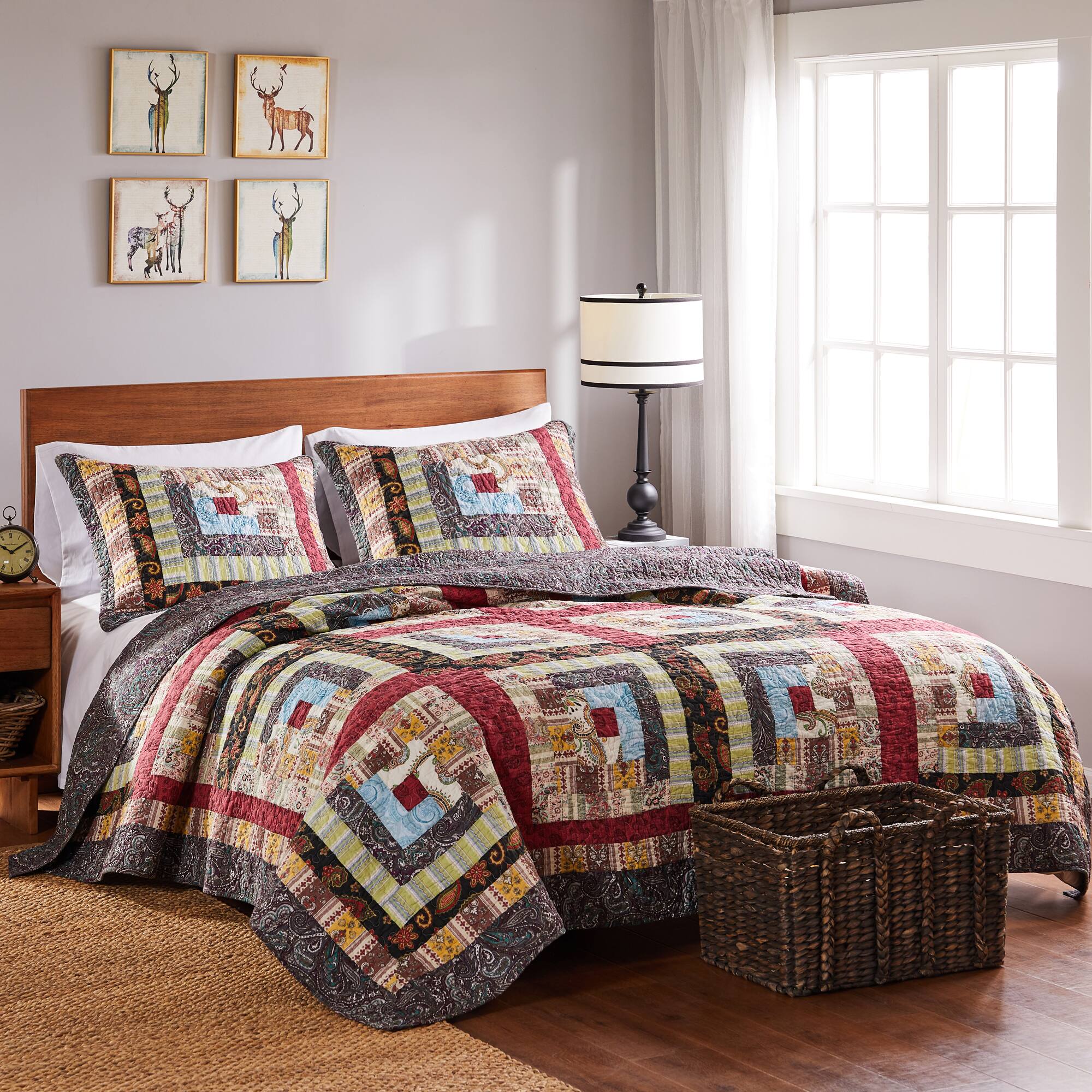 Angle. BreeBe - Colorado Lodge Quilt Set 3-Piece King/Cal King - Multi.