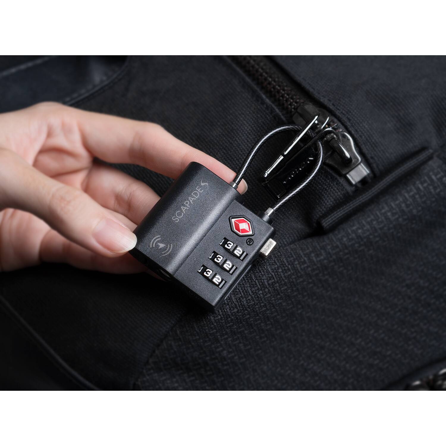 Left. Scapade - AirLock TSA-Approved Suitcase Lock, Apple Find My Tracker - Black.