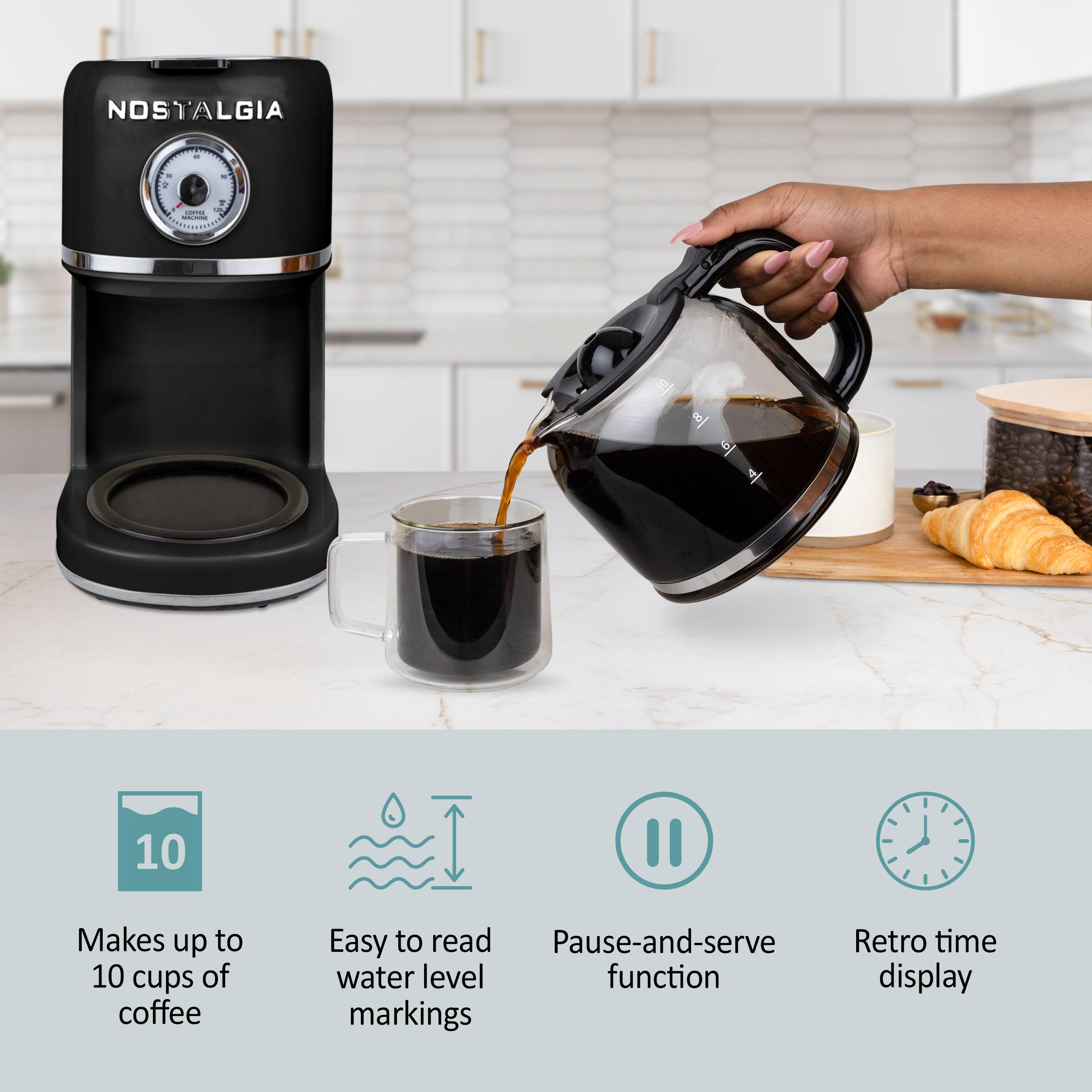 NOSTALGIA - V 10  
Makes up to 10 cups of coffee  
Easy to read water level markings  
Pause-and-serve function  
Retro time display