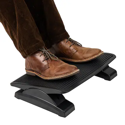 Front. Mind Reader - Foot Rest, Under Desk at Work, Ergonomic, Height Adjustable, Office, Plastic, 17.5"L x 13.5"W x 3.5"H - Black.