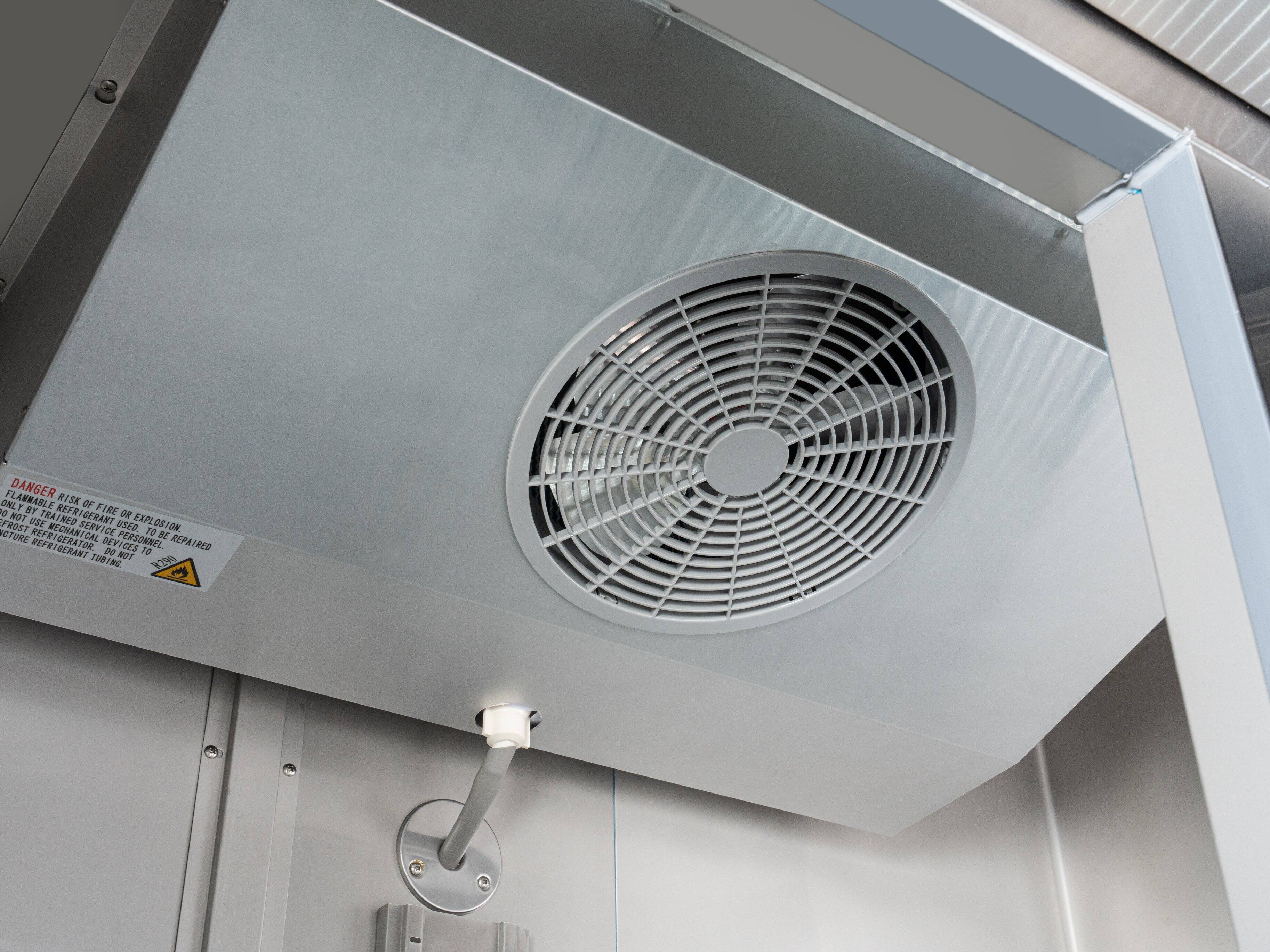 FLAMMABLE DANGER RISK OF FIRE OR EXPLOSION. DO NOT USE MECHANICAL SERVICE TO REPAIR OR SERVICE REFRIGERANT DEVICES. PERSONNEL. BE REFRIGERANT TUBING NOT TO BE USED.