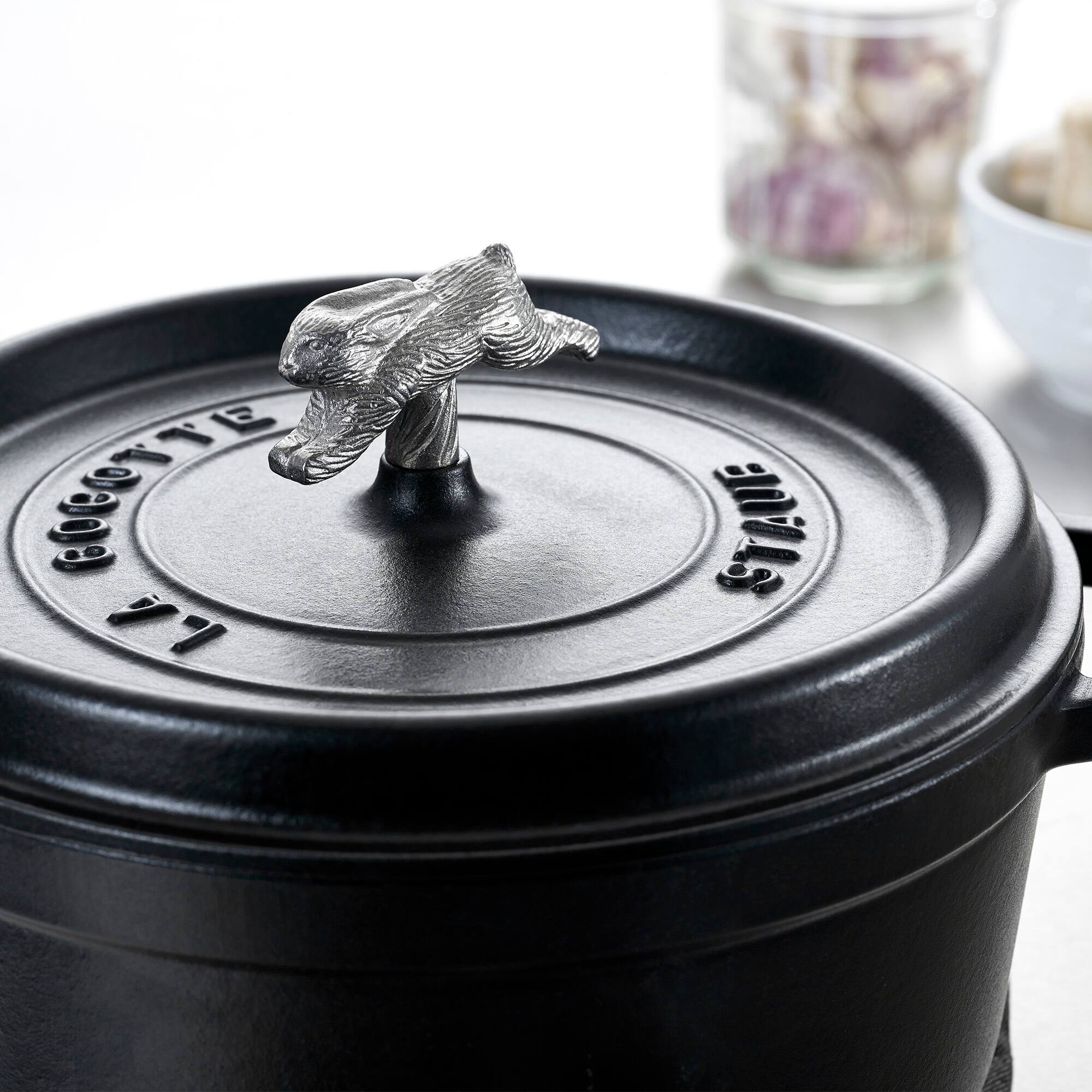 The text on the image reads:

"ST
COCOTE
ST"