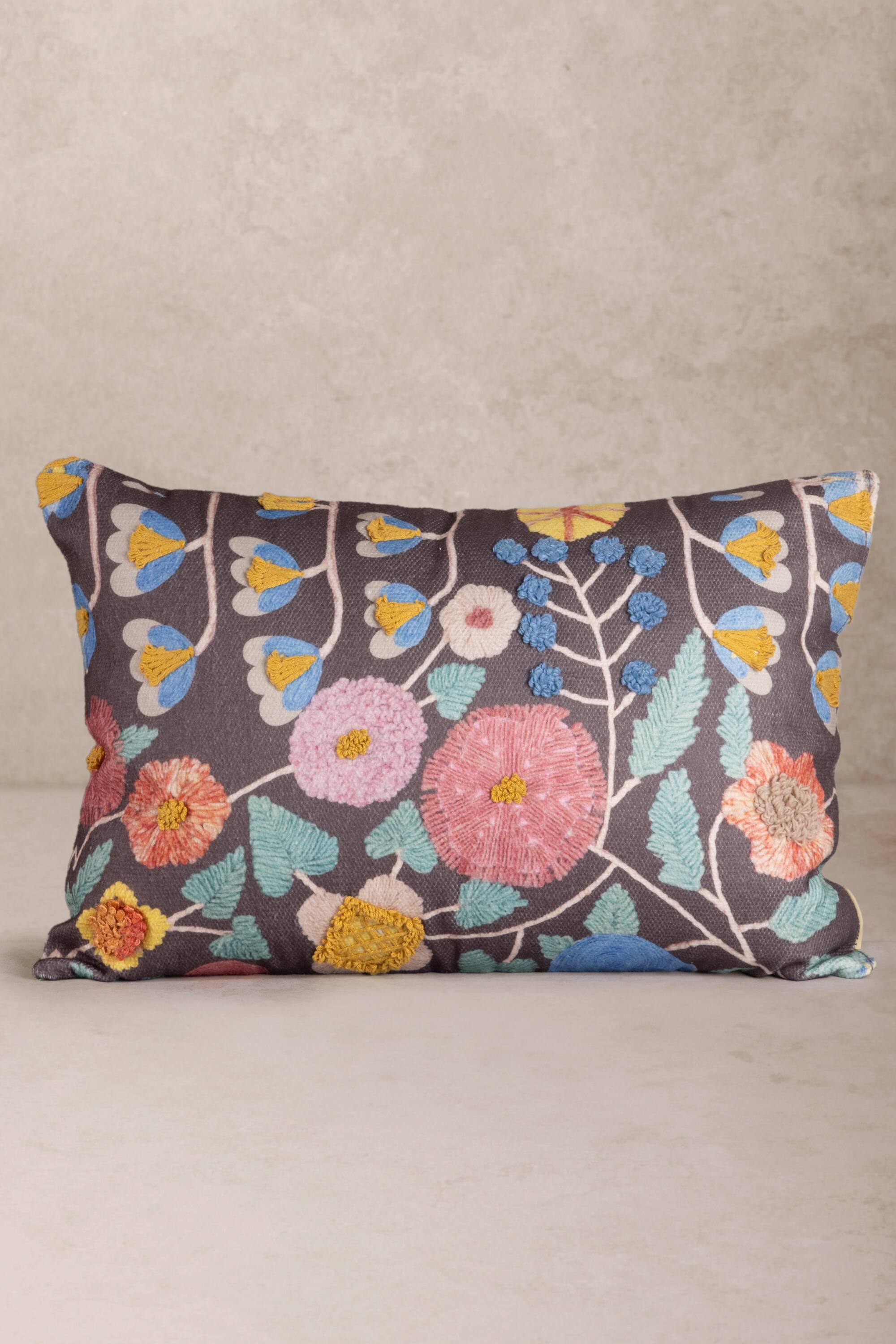 Front. GAURI KOHLI - Luxor Pillow - Multicolored.