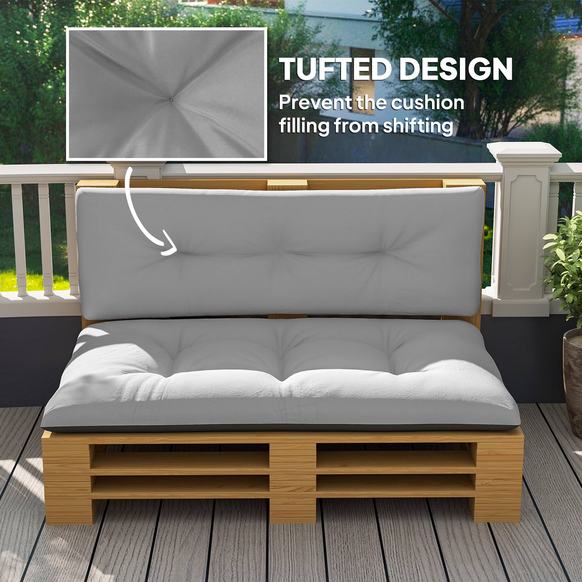 TUFTED DESIGN

Prevent the cushion filling from shifting