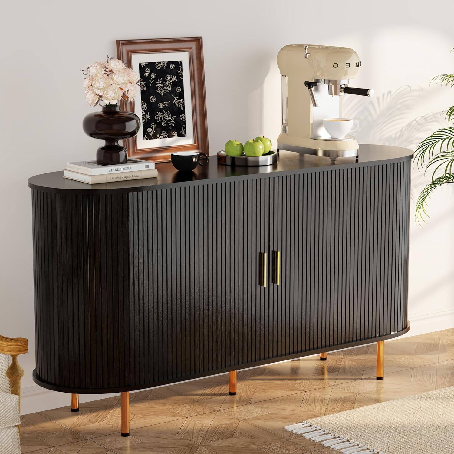 MY RESIDENCE  
A Collection of Personal Interiors