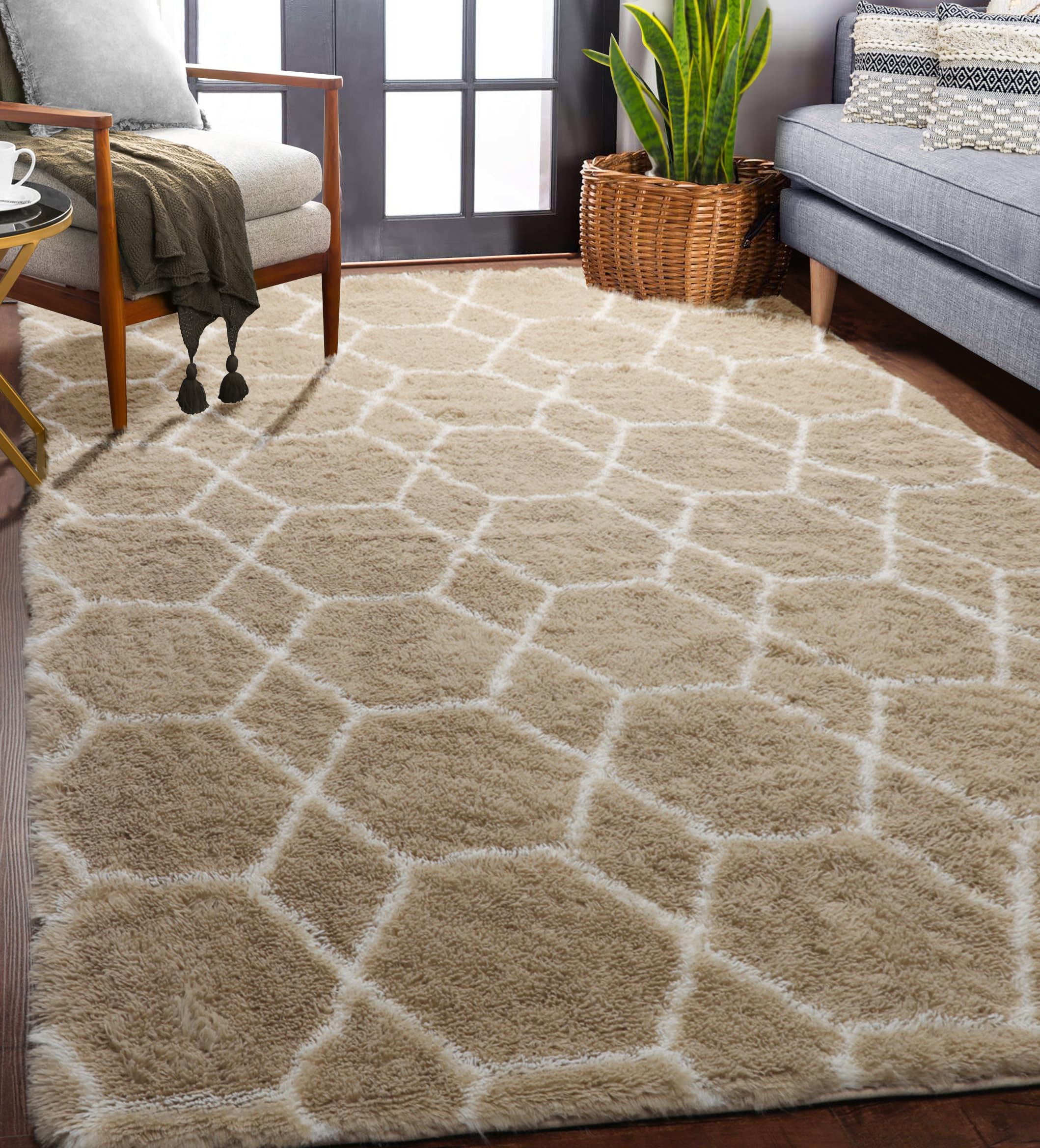 6- Beige / White 5' x 8' (Rectangular)
