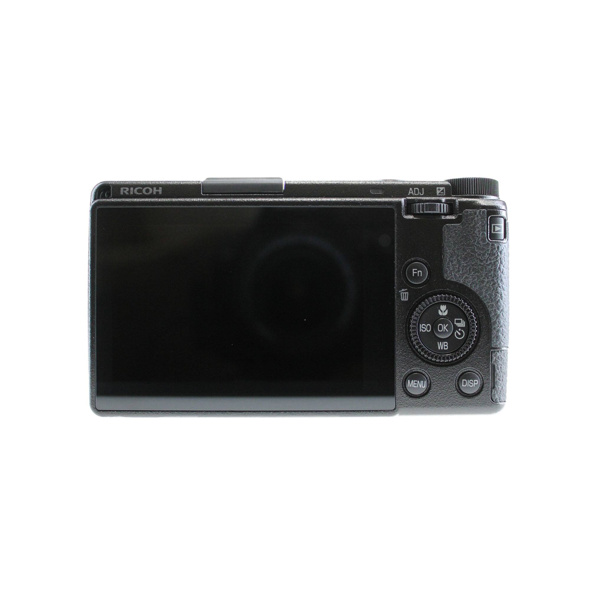 RICOH  
ADJ  
C  
Fn  
III  
SO  
OK  
WB  
MENU  
DISP