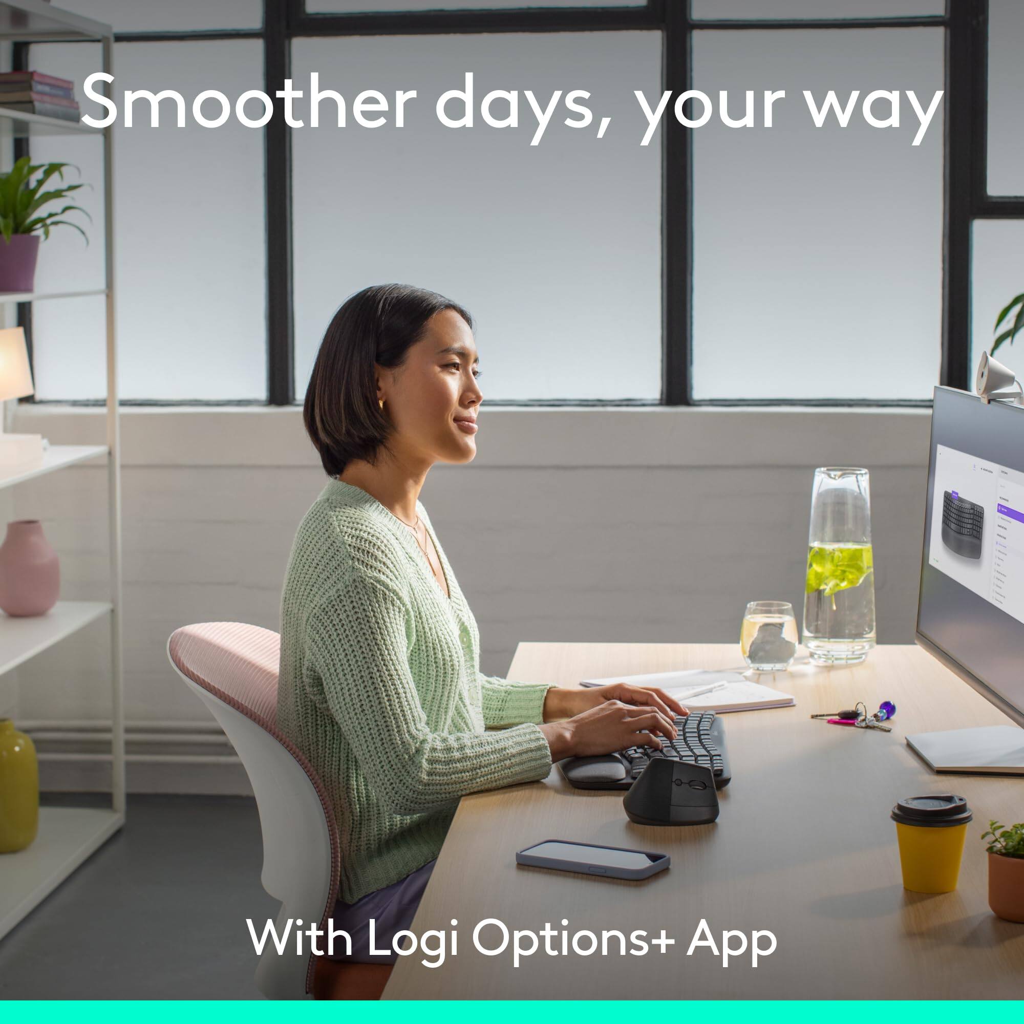 Smoother days, your way  
With Logi Options+ App