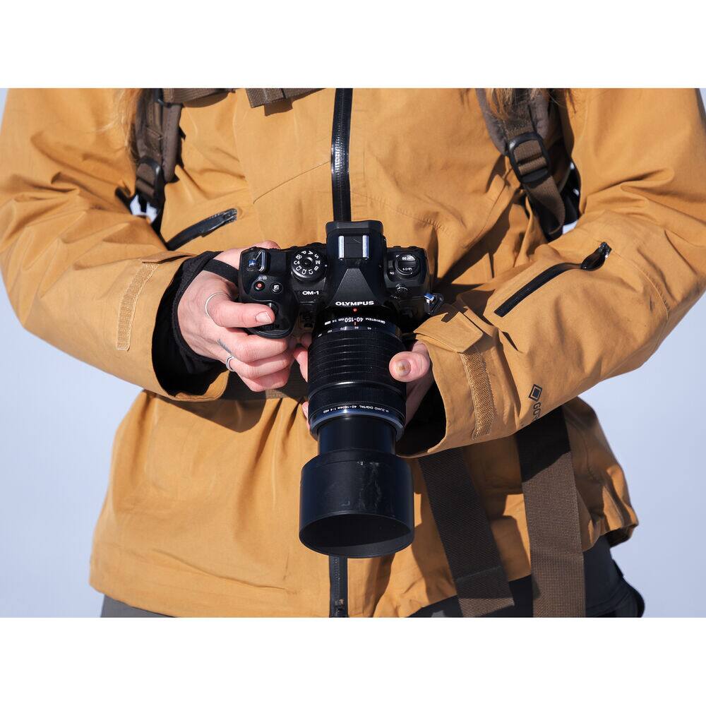 4 2 C OLYMPUS 1:1.0 - RUO GO