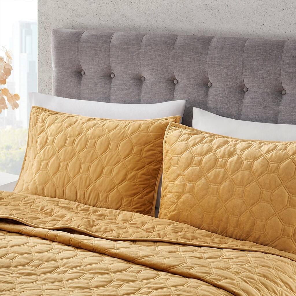 Alt View 2. Gracie Mills - Gracie Mills Gayle 3-Piece Casual Geometric Velvet Quilt Set - Mustard.